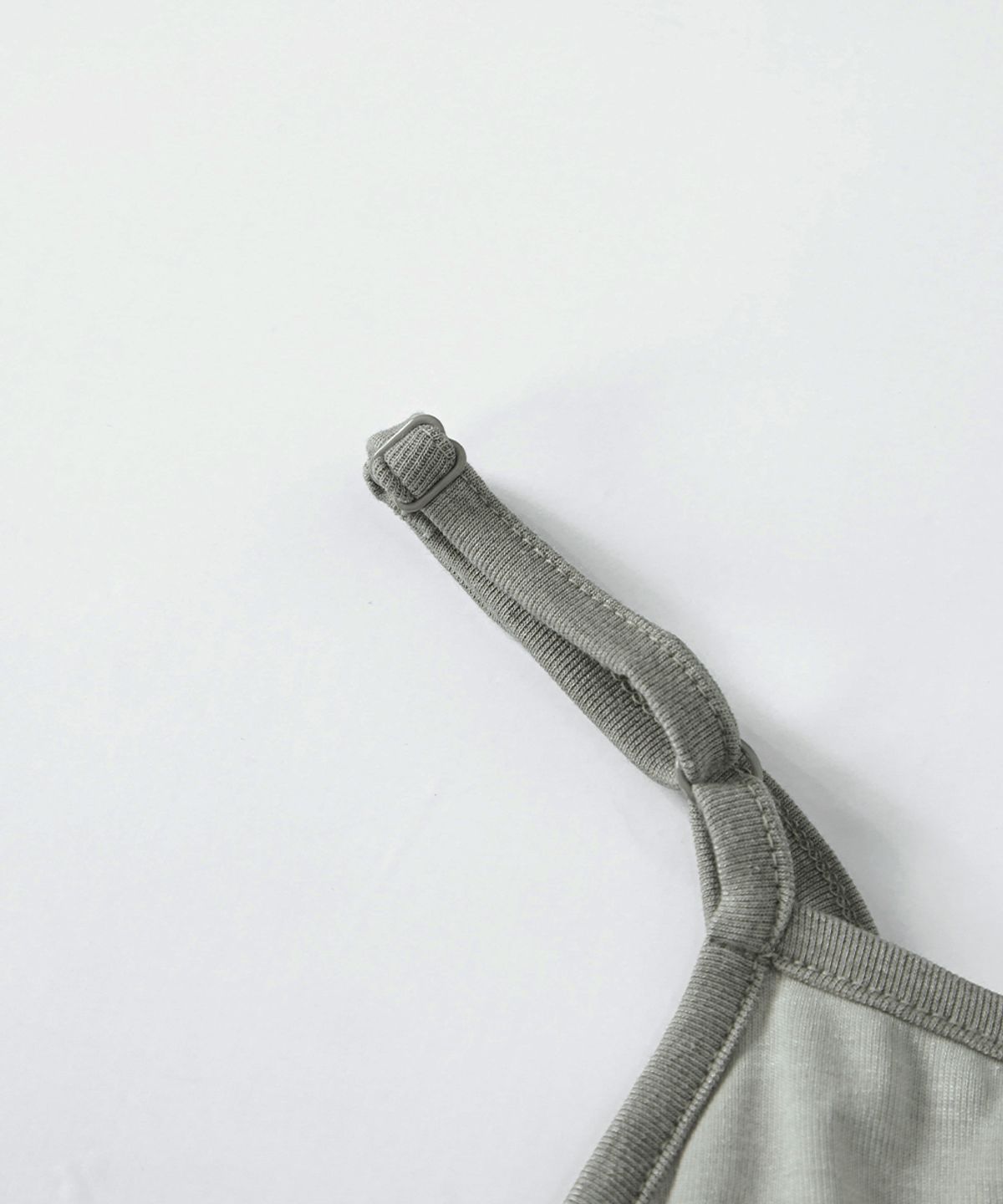애즈온(ASON) PEONY LACE LAYERED SLEEVELESS / BEIGE