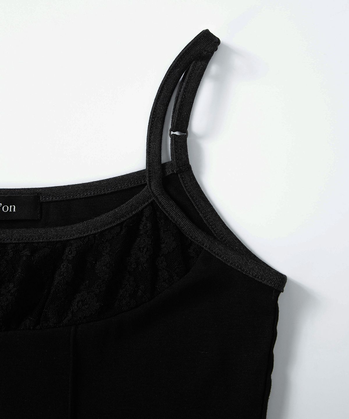 애즈온(ASON) PEONY LACE LAYERED SLEEVELESS / BLACK