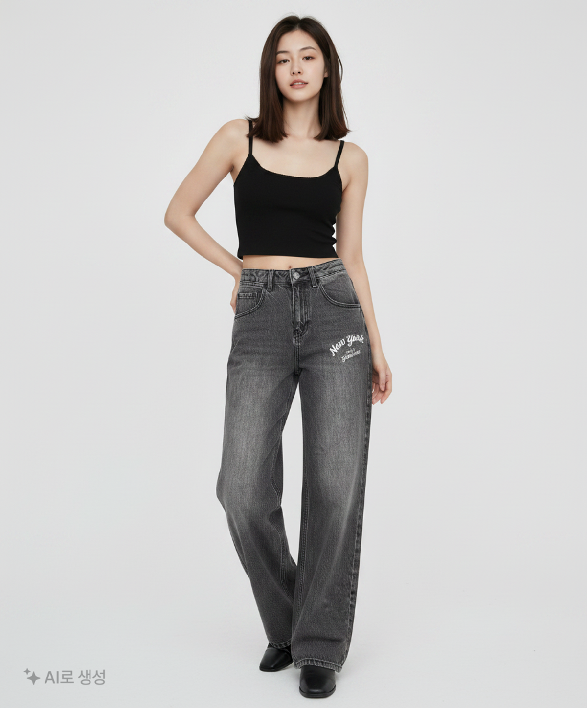 엠엘비(MLB) 여성 바시티 컬시브 자수 와이드 데님팬츠 NY (Charcoal Grey) XS