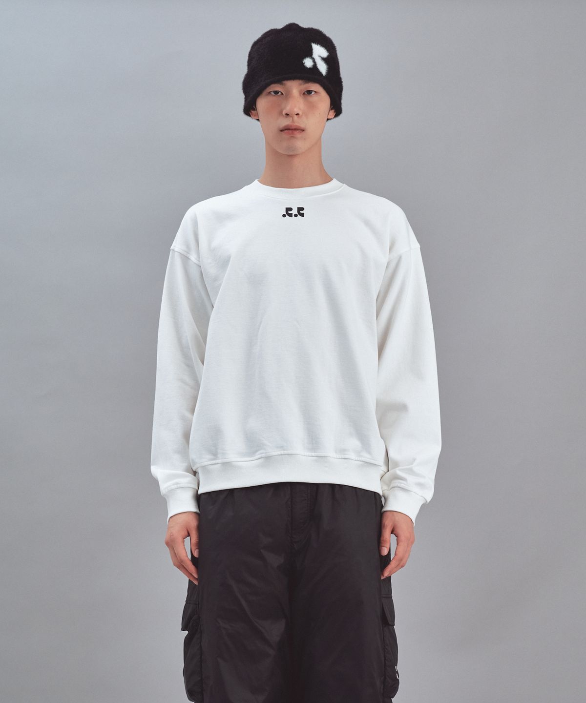 레스트앤레크레이션(REST&RECREATION) DOUBLE LOGO SWEATSHIRT - WHITE