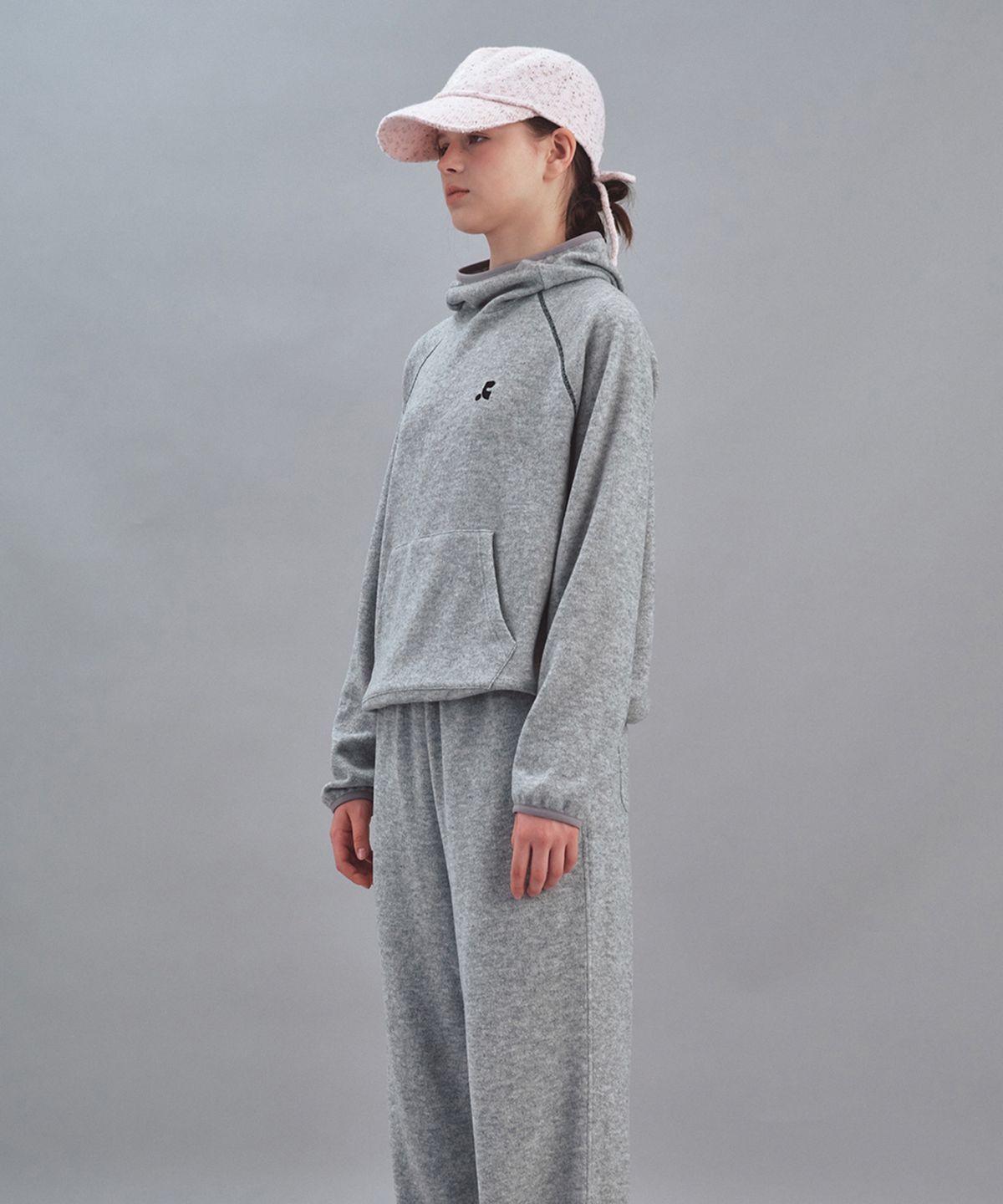 레스트앤레크레이션(REST&RECREATION) STITCH KNIT HOODIE - GREY