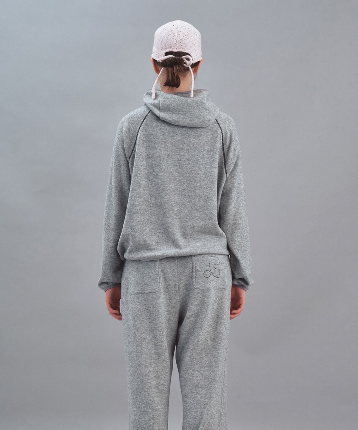 레스트앤레크레이션(REST&RECREATION) STITCH KNIT HOODIE - GREY