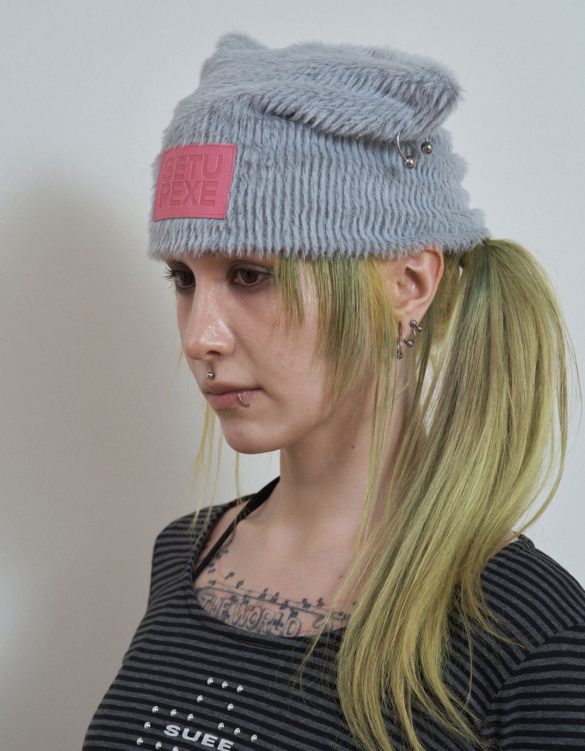 셋업이엑스이(SETUP-EXE) CAT PIERCING BEANIE / GRAY