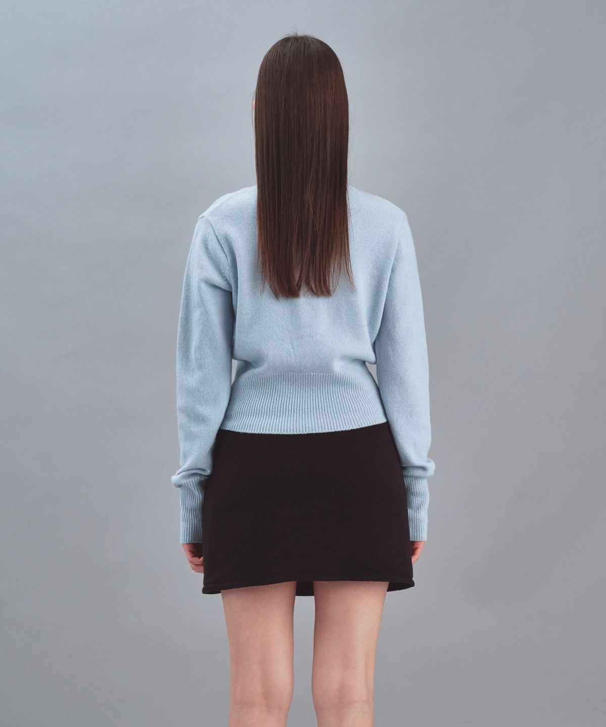 레스트앤레크레이션(REST&RECREATION) LOGO CLIP KNIT TOP - SKY BLUE