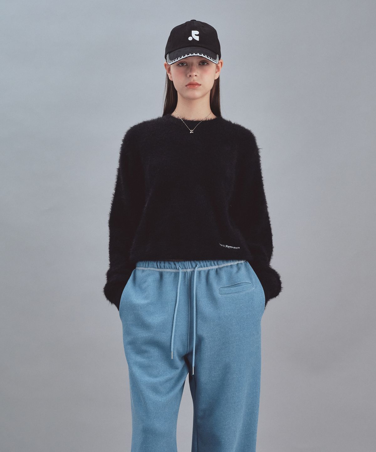 레스트앤레크레이션(REST&RECREATION) HAIRY BASIC KNIT TOP - BLACK