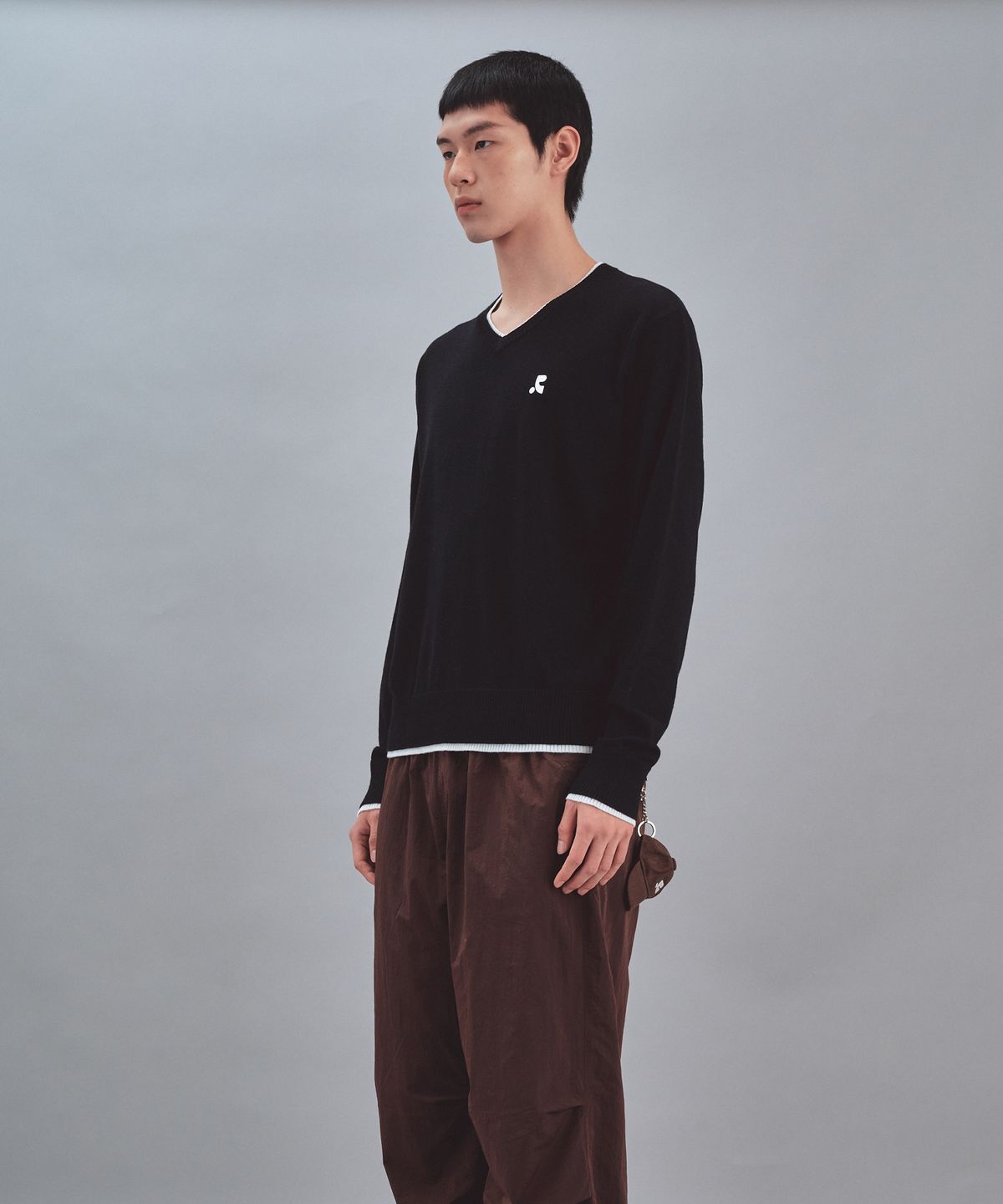 레스트앤레크레이션(REST&RECREATION) LAYERED V-NECK WOOL KNIT - BLACK