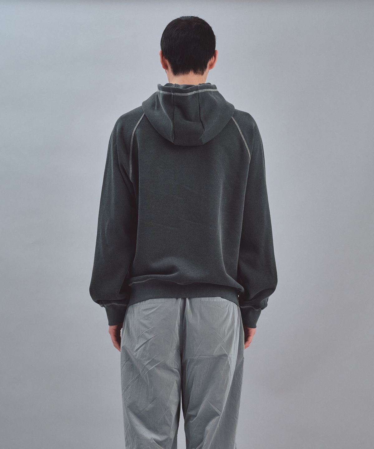 레스트앤레크레이션(REST&RECREATION) PIGMENT HOOD ZIP-UP - CHARCOAL