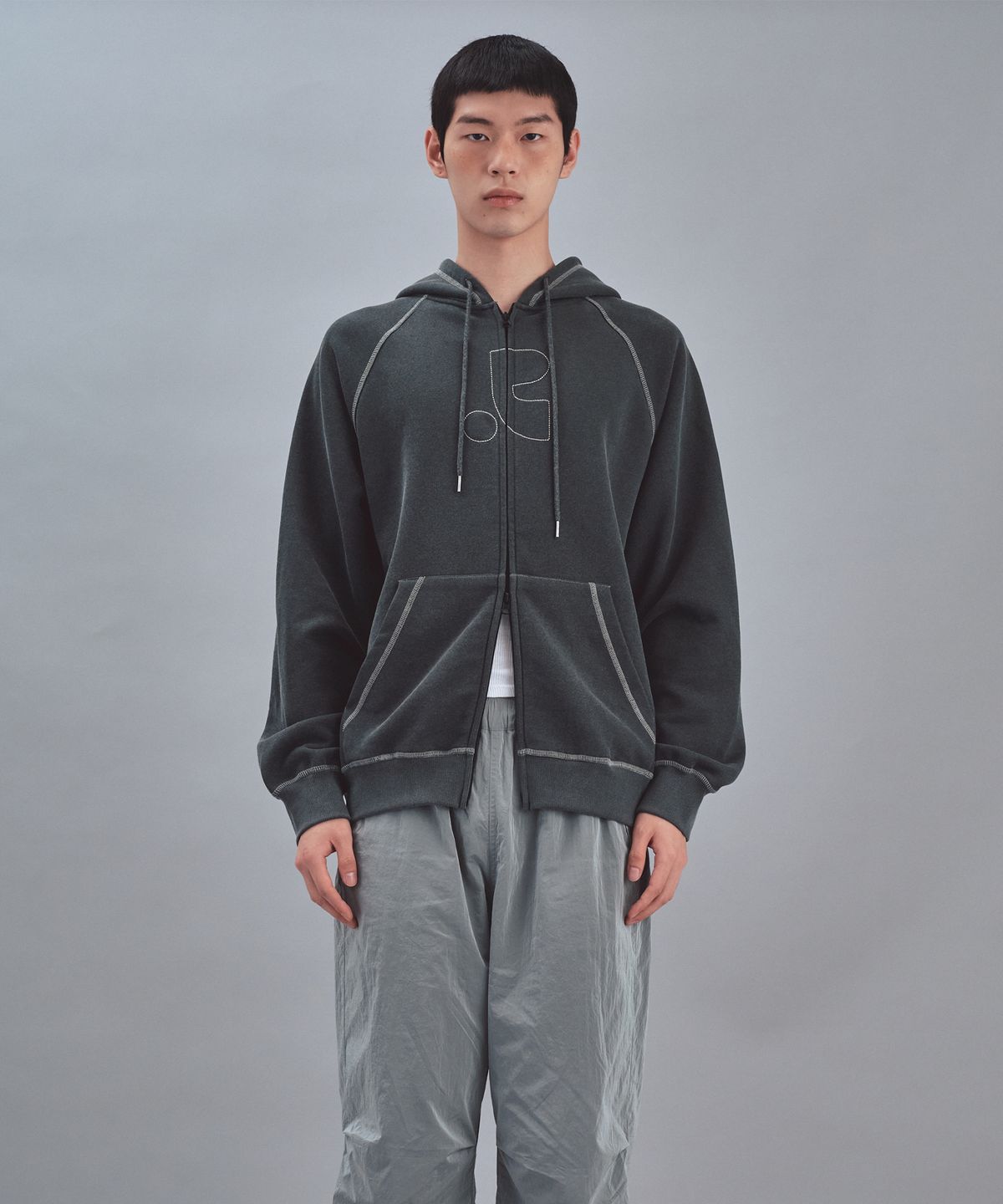 레스트앤레크레이션(REST&RECREATION) PIGMENT HOOD ZIP-UP - CHARCOAL