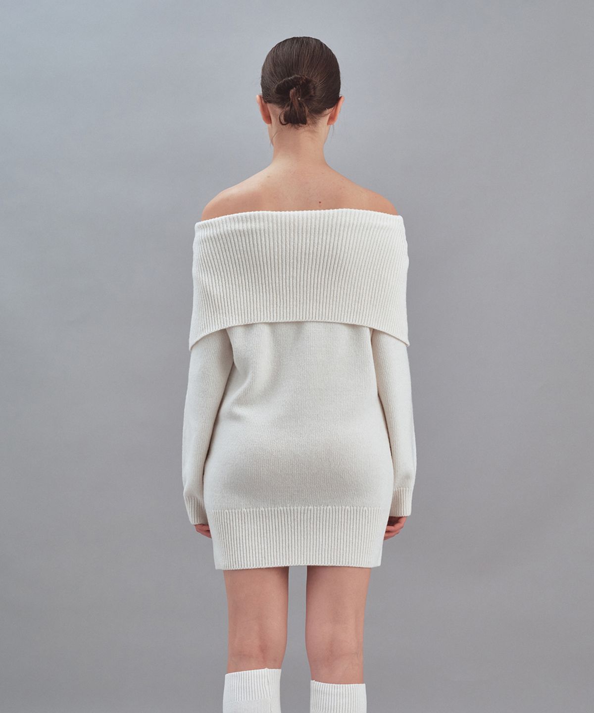 레스트앤레크레이션(REST&RECREATION) OFF SHOULDER KNIT DRESS - IVORY