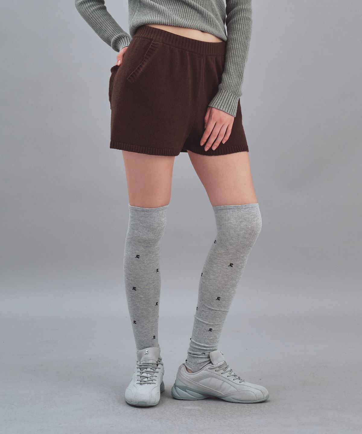 레스트앤레크레이션(REST&RECREATION) TOELESS SOCKS - GREY