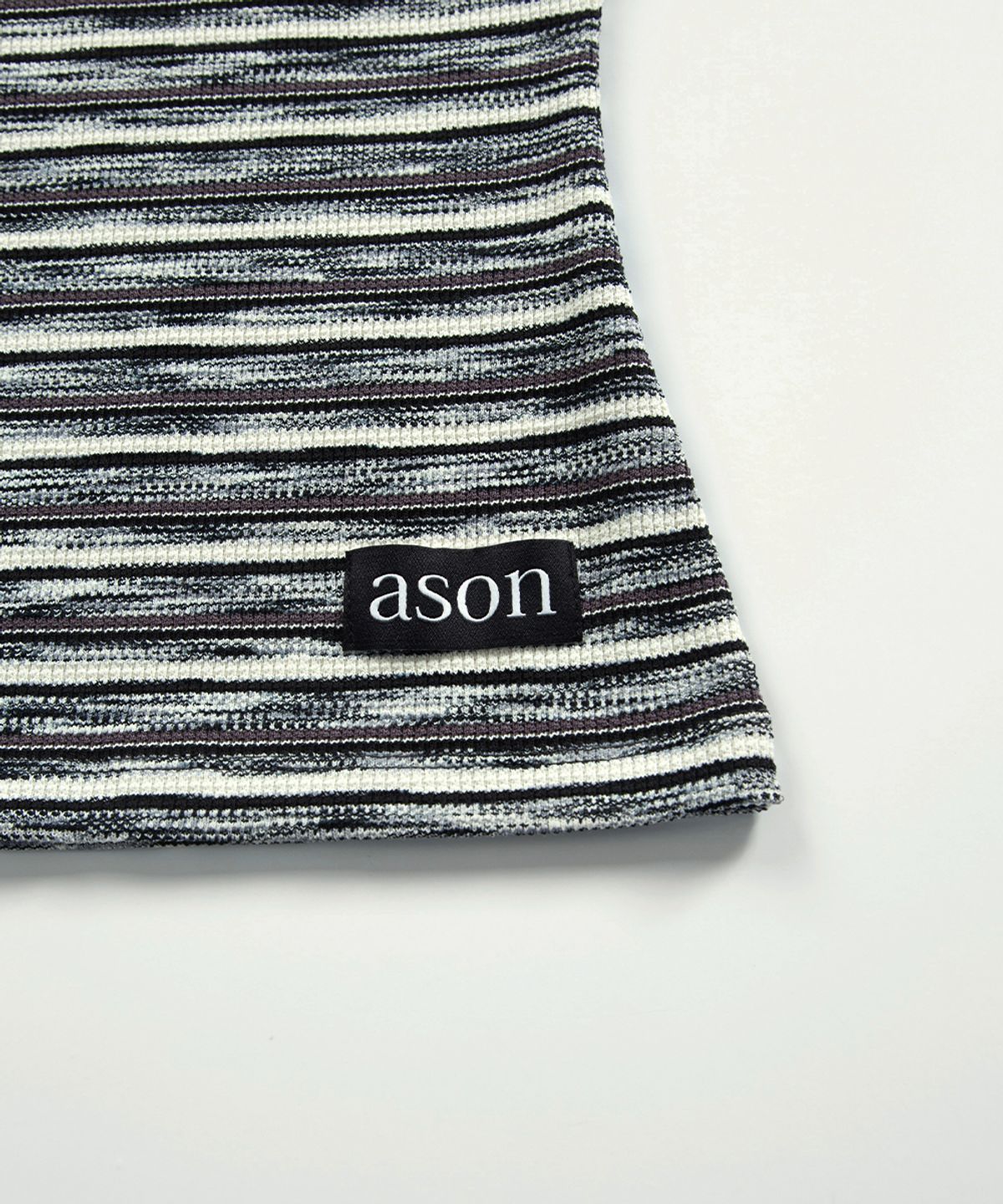 애즈온(ASON) SHALE STRIPE EYELET LONG SLEEVE / SMOKE