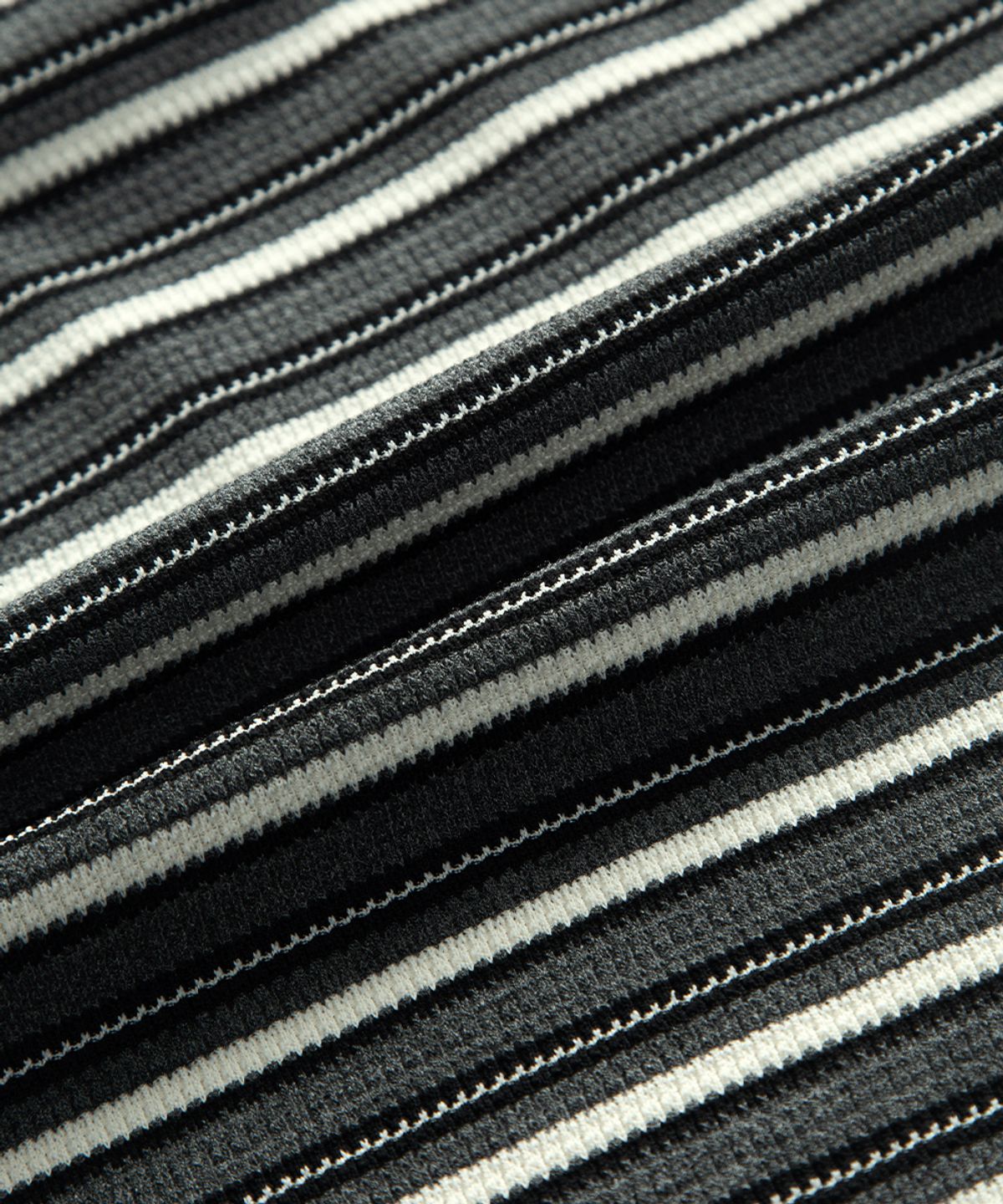 애즈온(ASON) SHALE STRIPE EYELET LONG SLEEVE / CHARCOAL