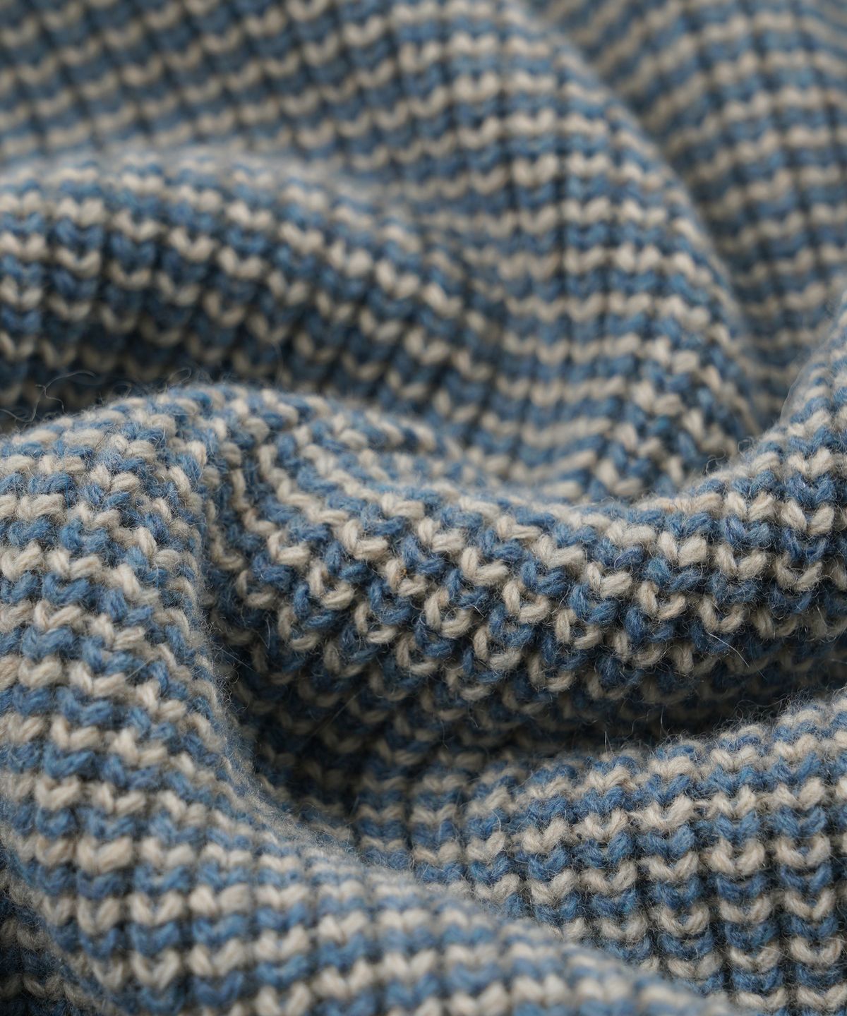 프리즘웍스(FRIZMWORKS) ROLLNECK RINGER KNIT _ BLUE