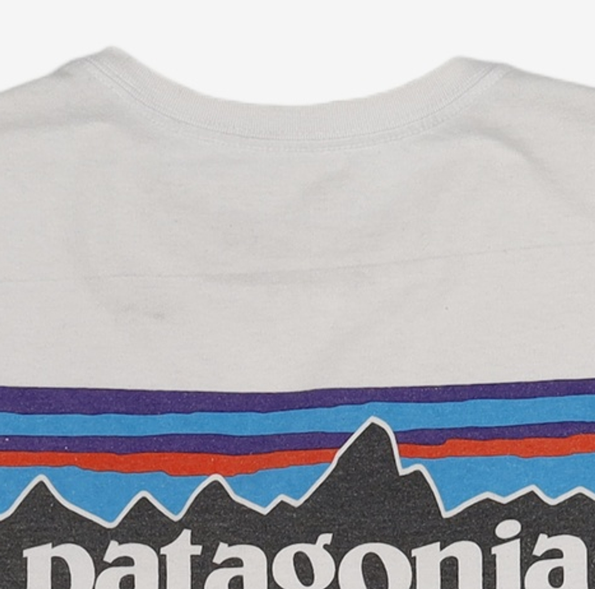 파타고니아(PATAGONIA) P-6 로고 리스판서빌리 반팔티 38504-WHI M