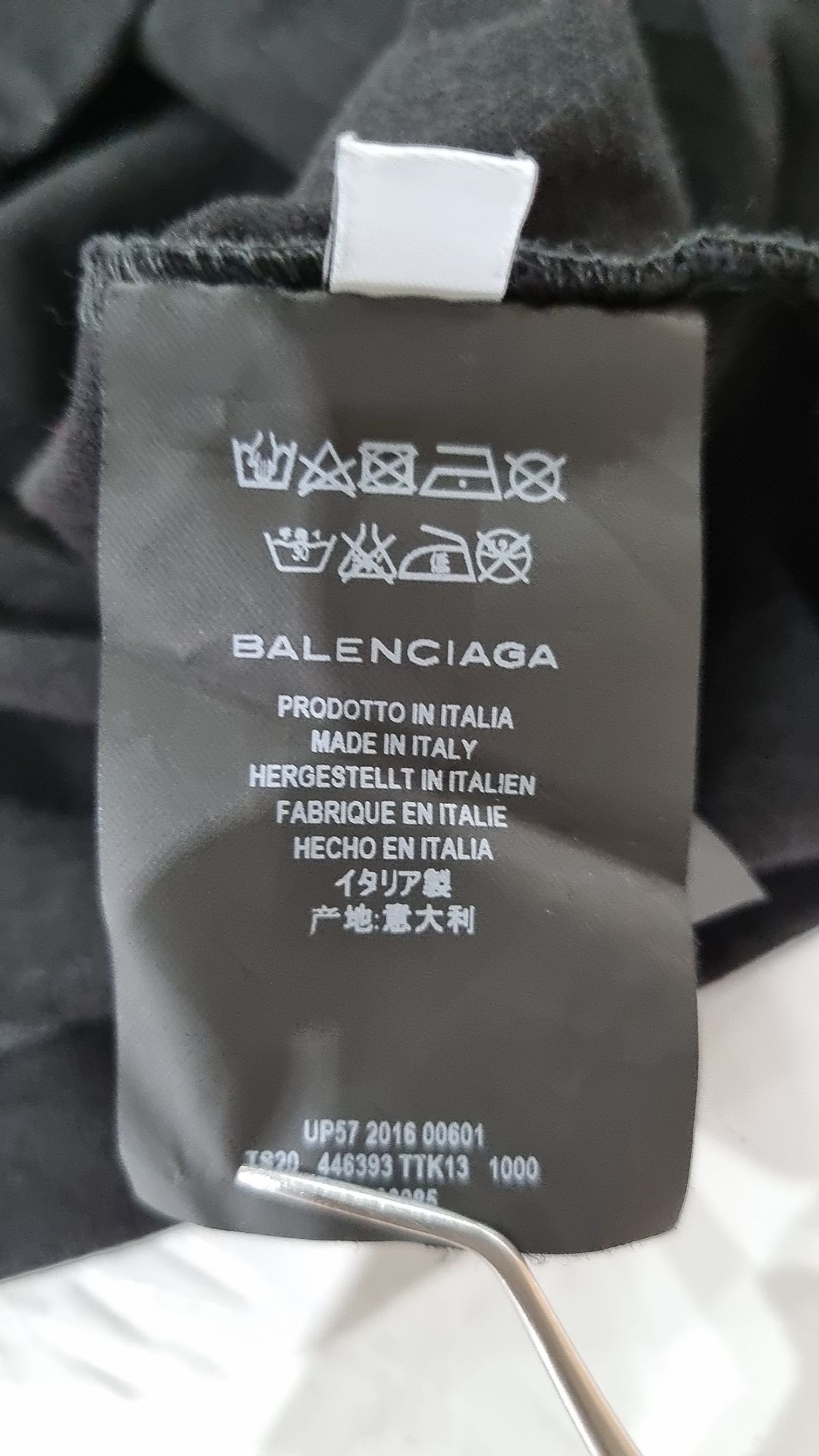 발렌시아가(BALENCIAGA) 긴소매 티셔츠 L