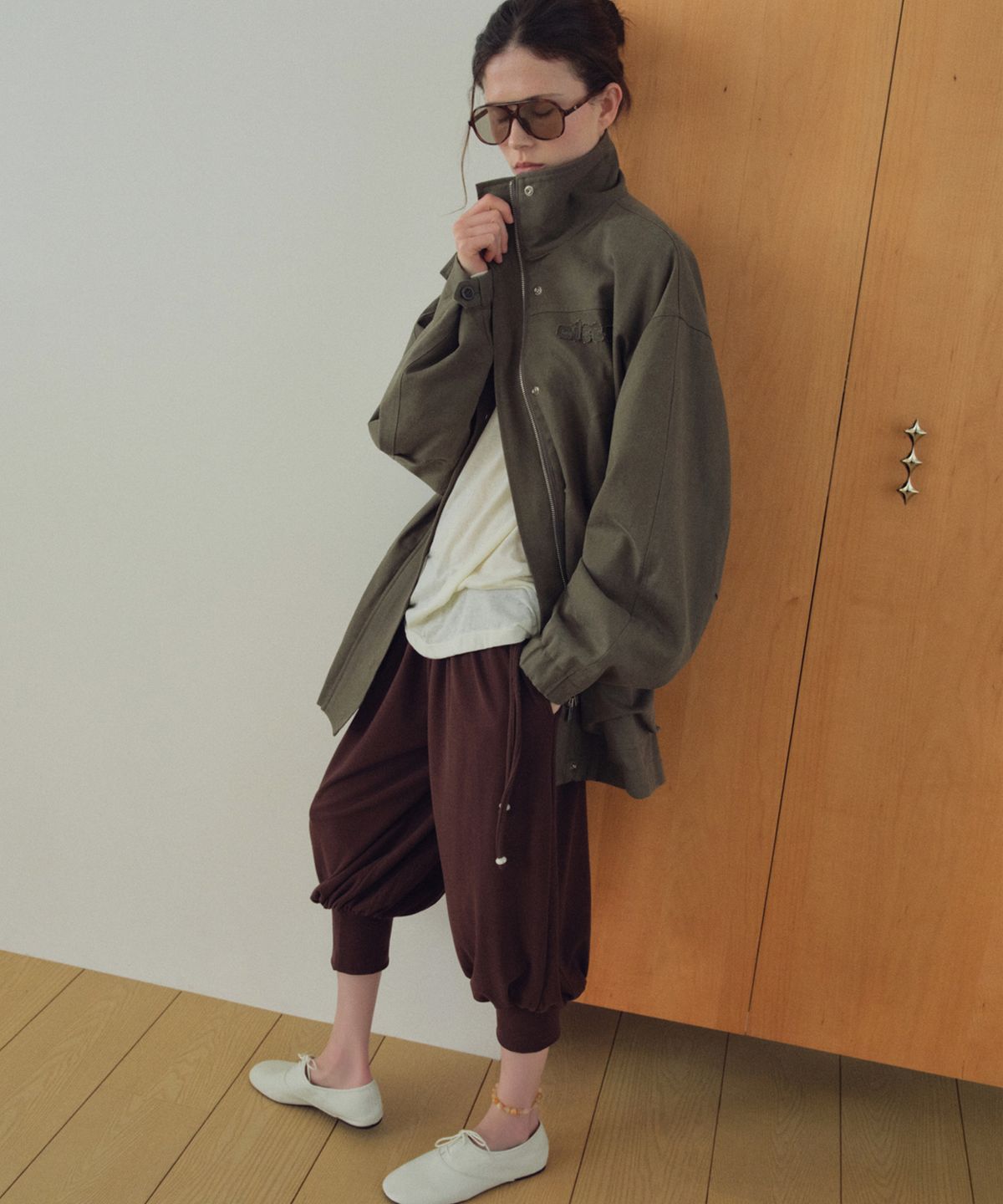 씨타(CITTA) Signature Logo Low Drawstring Field Jacket_CTO159(Khaki)
