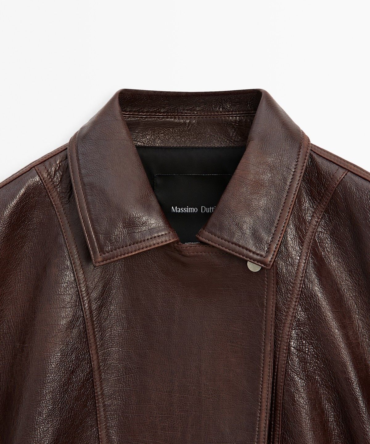 마시모두띠(MASSIMO DUTTI) 플리츠 디테일 나파 가죽 자켓