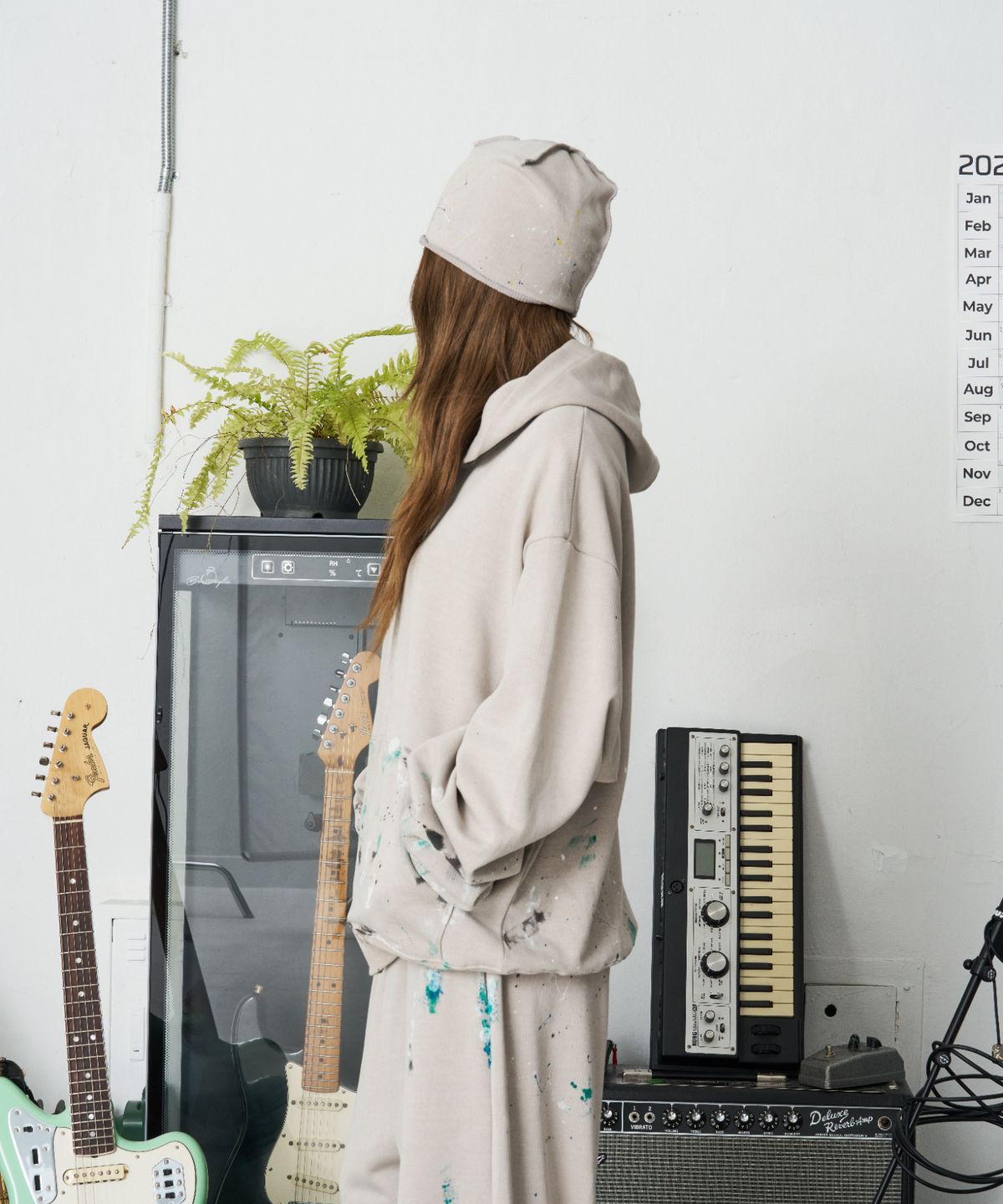 낫뉴(NOT NEW) Painting Hood Zip-Up Grey