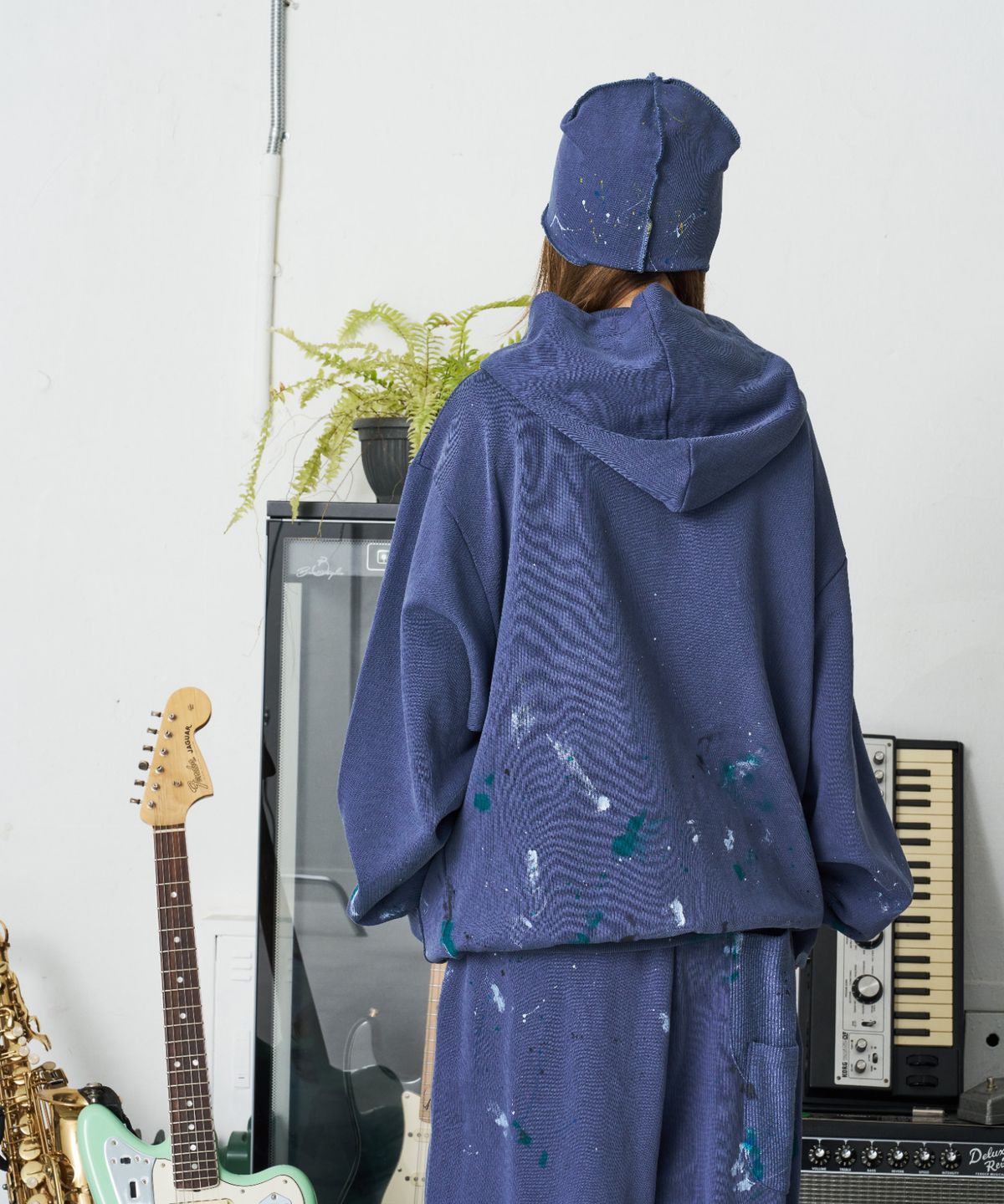 낫뉴(NOT NEW) Painting Hood Zip-Up Navy