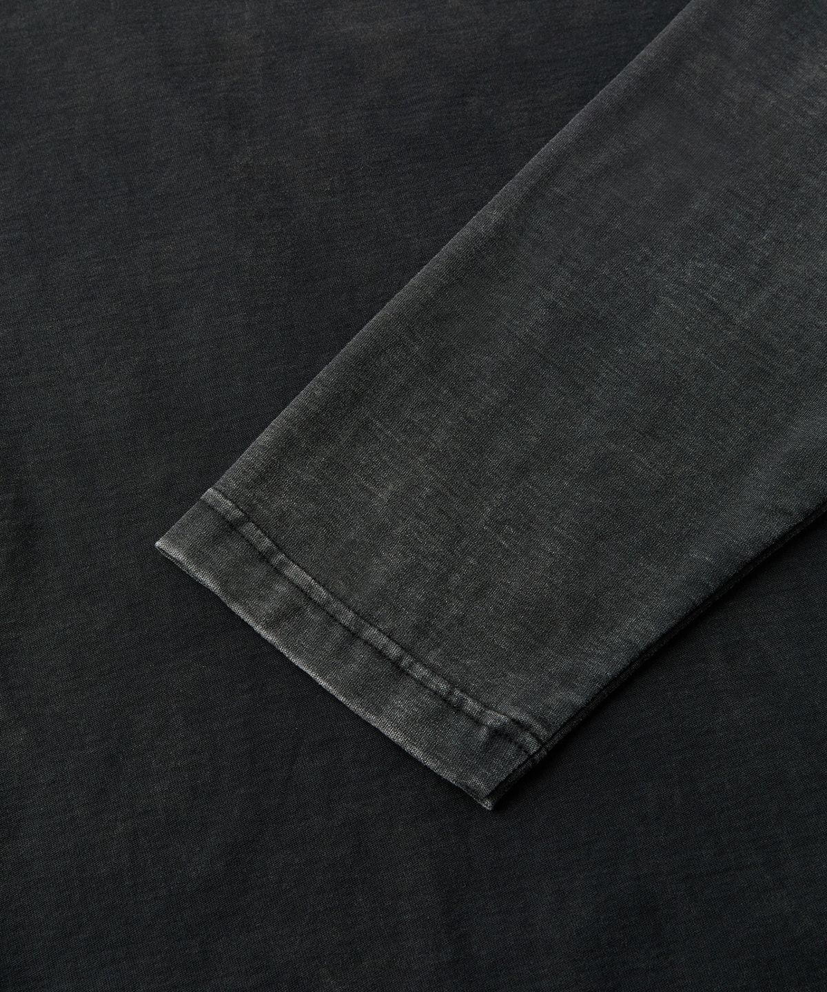 엠엠아이씨(MMIC) [REGULAR FIT] VEIL LONG SLEEVE (BLACK)