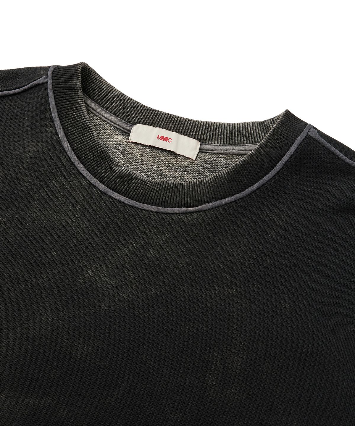 엠엠아이씨(MMIC) SHADE LAYER SWEATSHIRT (BLACK)
