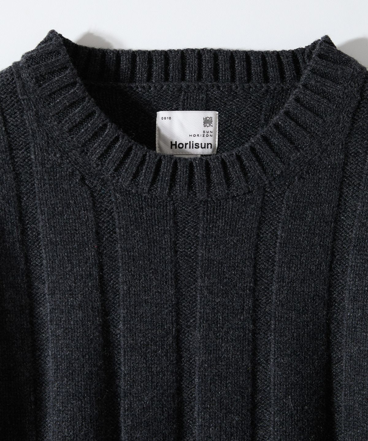 홀리선(HORLISUN) Meadow Wide Rib Crewneck Knit Melange Charcoal