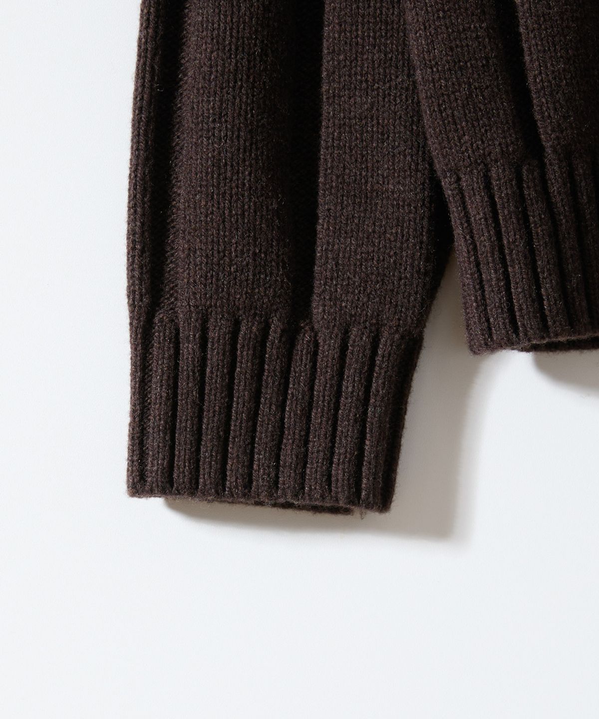 홀리선(HORLISUN) Meadow Wide Rib Crewneck Knit Dark Brown