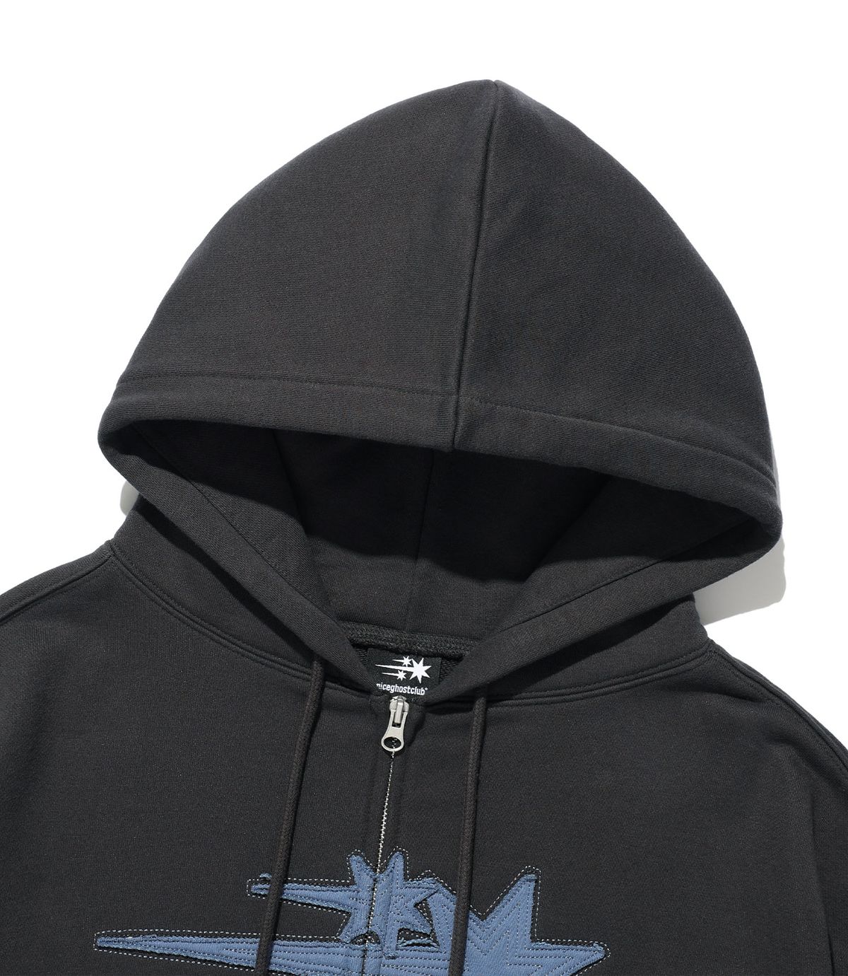 나이스고스트클럽(NICEGHOSTCLUB) 3STAR APPLIQUE HOODIE ZIP UP_CHARCOAL(NG2GSUM490A)