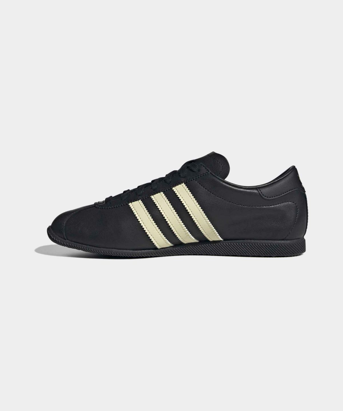 아디다스(ADIDAS) 파리 - 블랙:웜바닐라 / KH9325