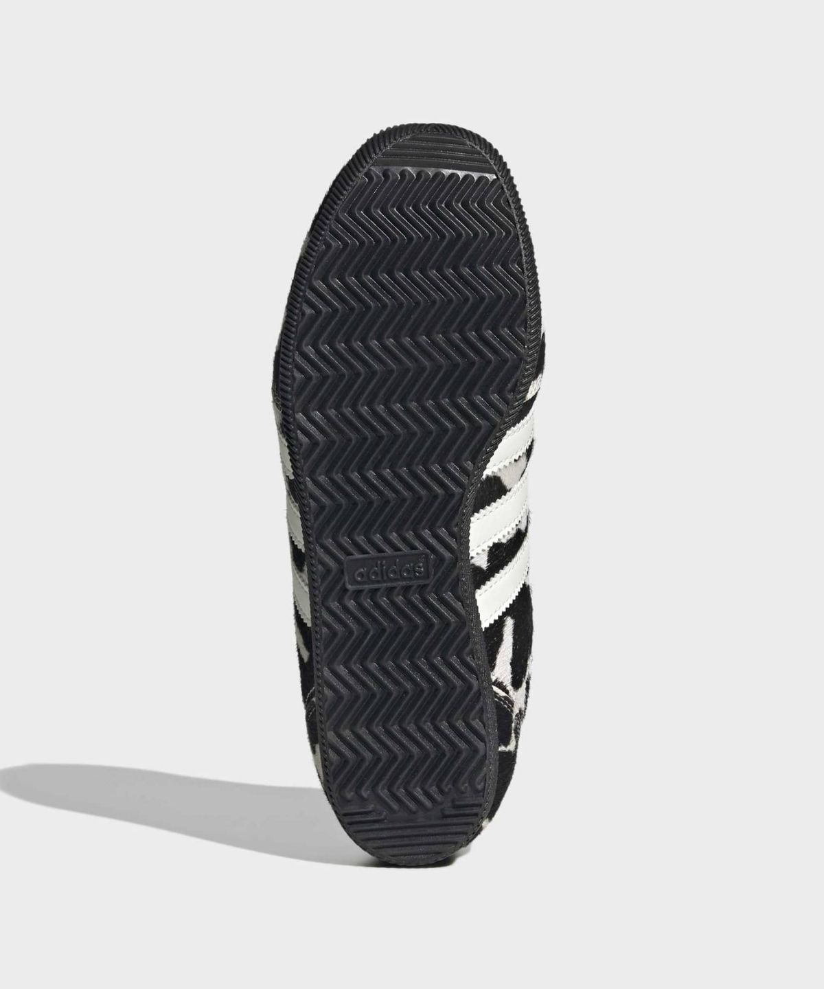 아디다스(ADIDAS) 재팬 - 블랙:크림화이트 / KK2674