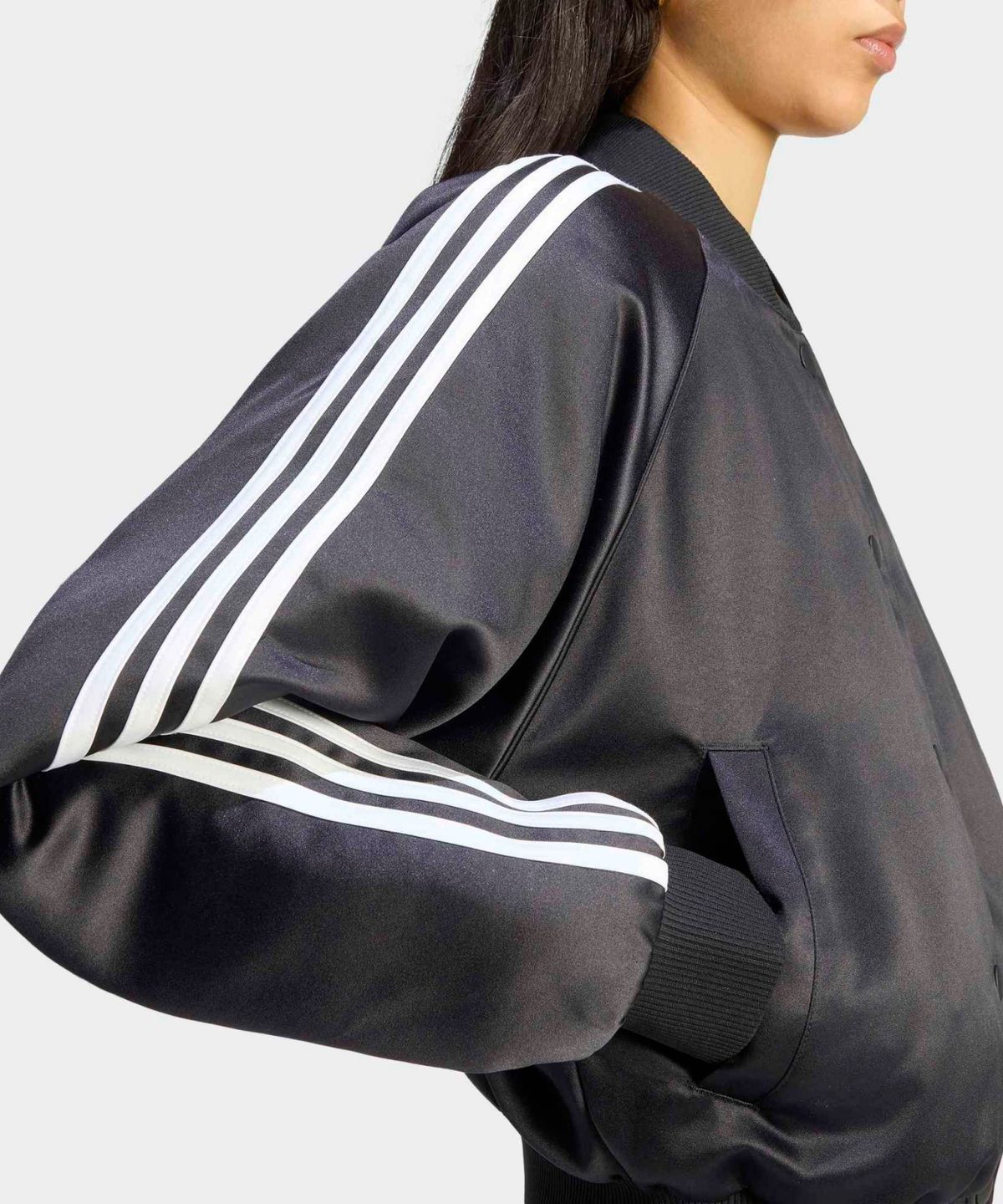 아디다스(ADIDAS) 새틴 SST 봄버 재킷 - 블랙:화이트 / KT2648