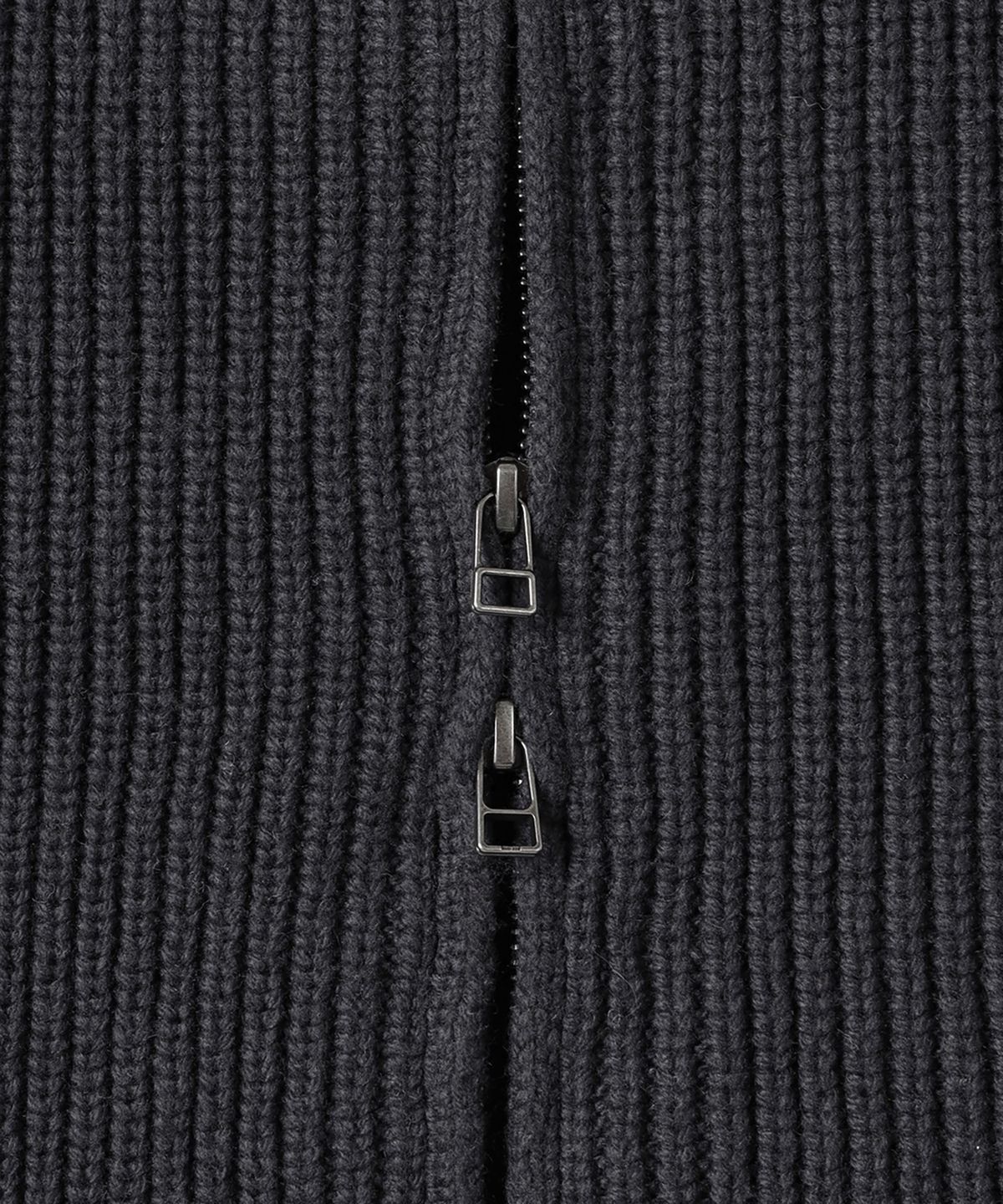 테일던(TAILDERN) Walter Highneck Zip up Cardigan Charcoal