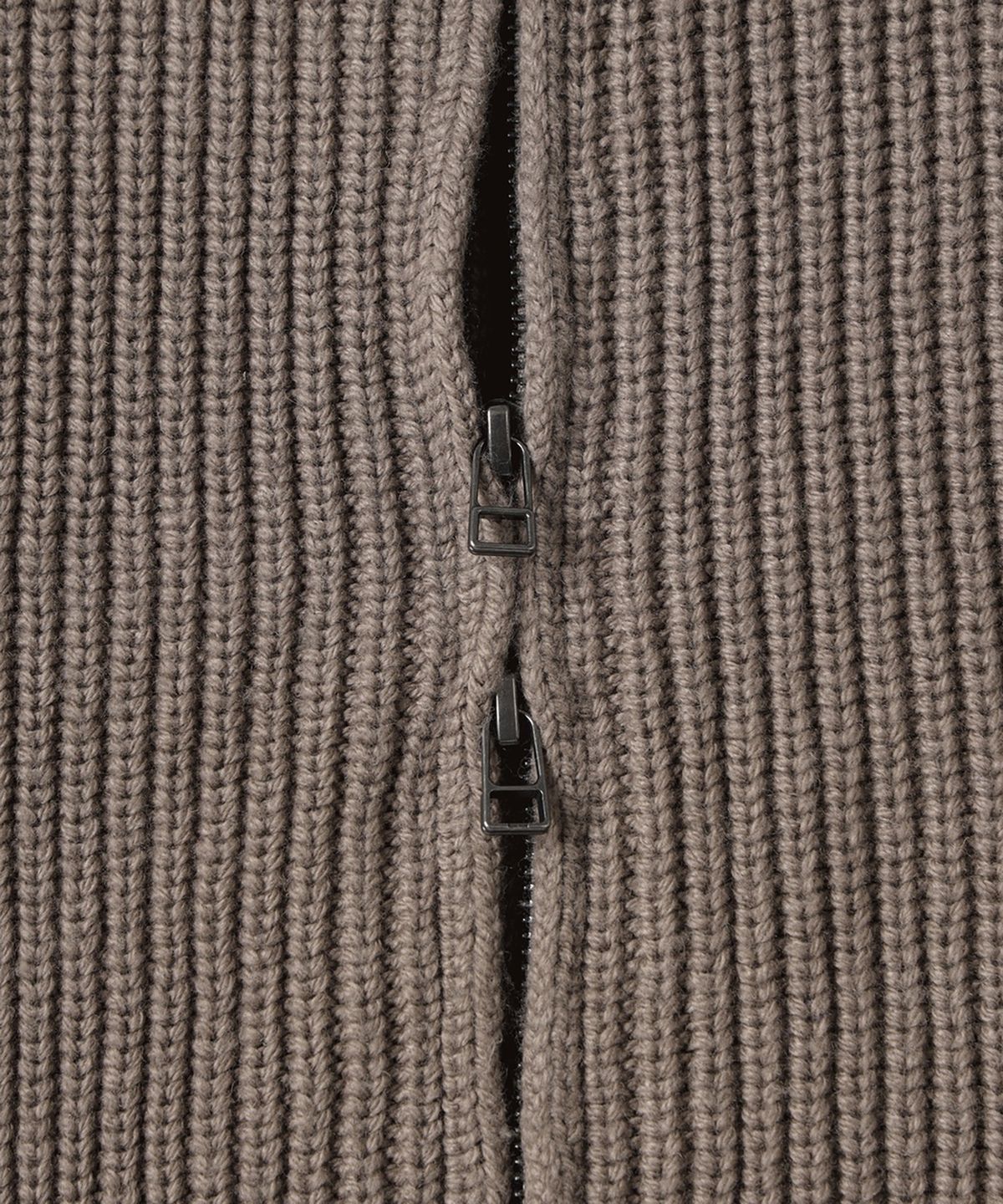 테일던(TAILDERN) Walter Highneck Zip up Cardigan Khaki