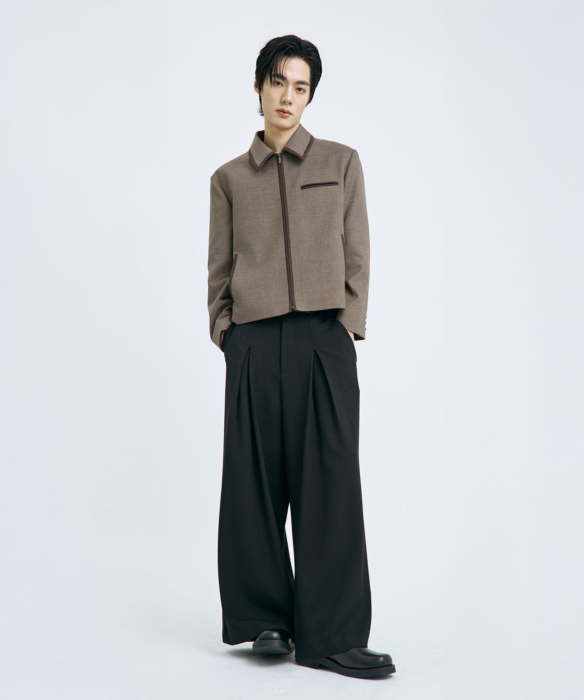 텐 패스트 세븐(TEN PAST SEVEN) 미니멀 체크 라인 자켓 (2 Colors)