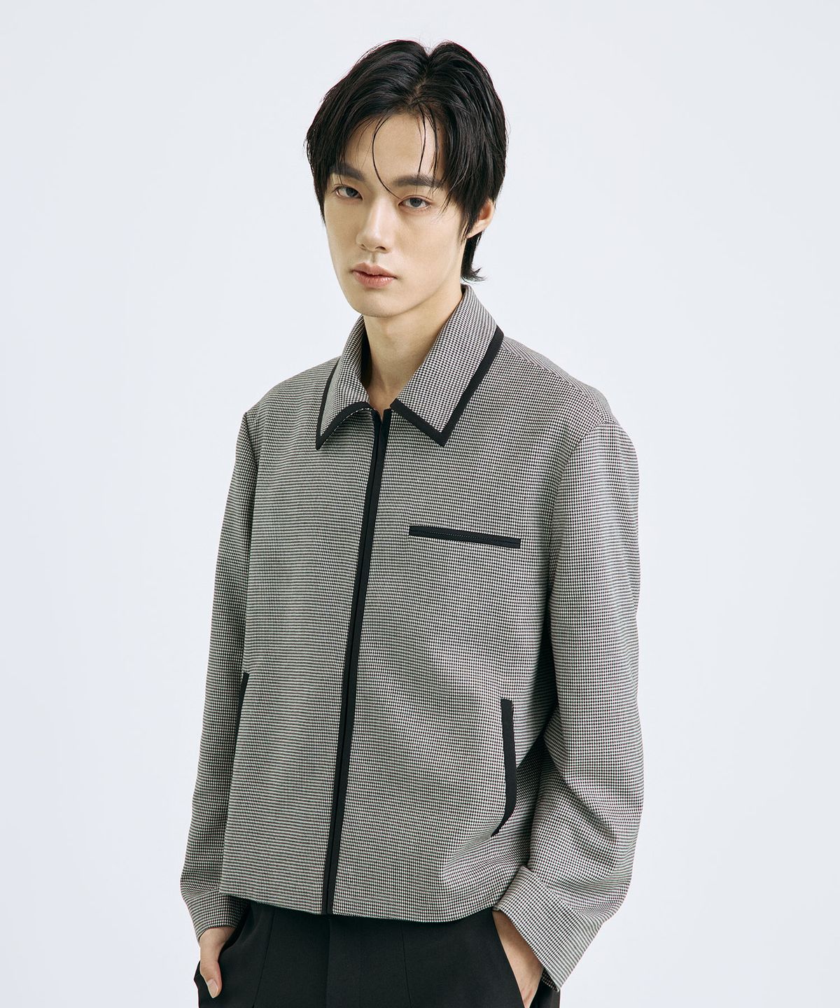 텐 패스트 세븐(TEN PAST SEVEN) 미니멀 체크 라인 자켓 (2 Colors)