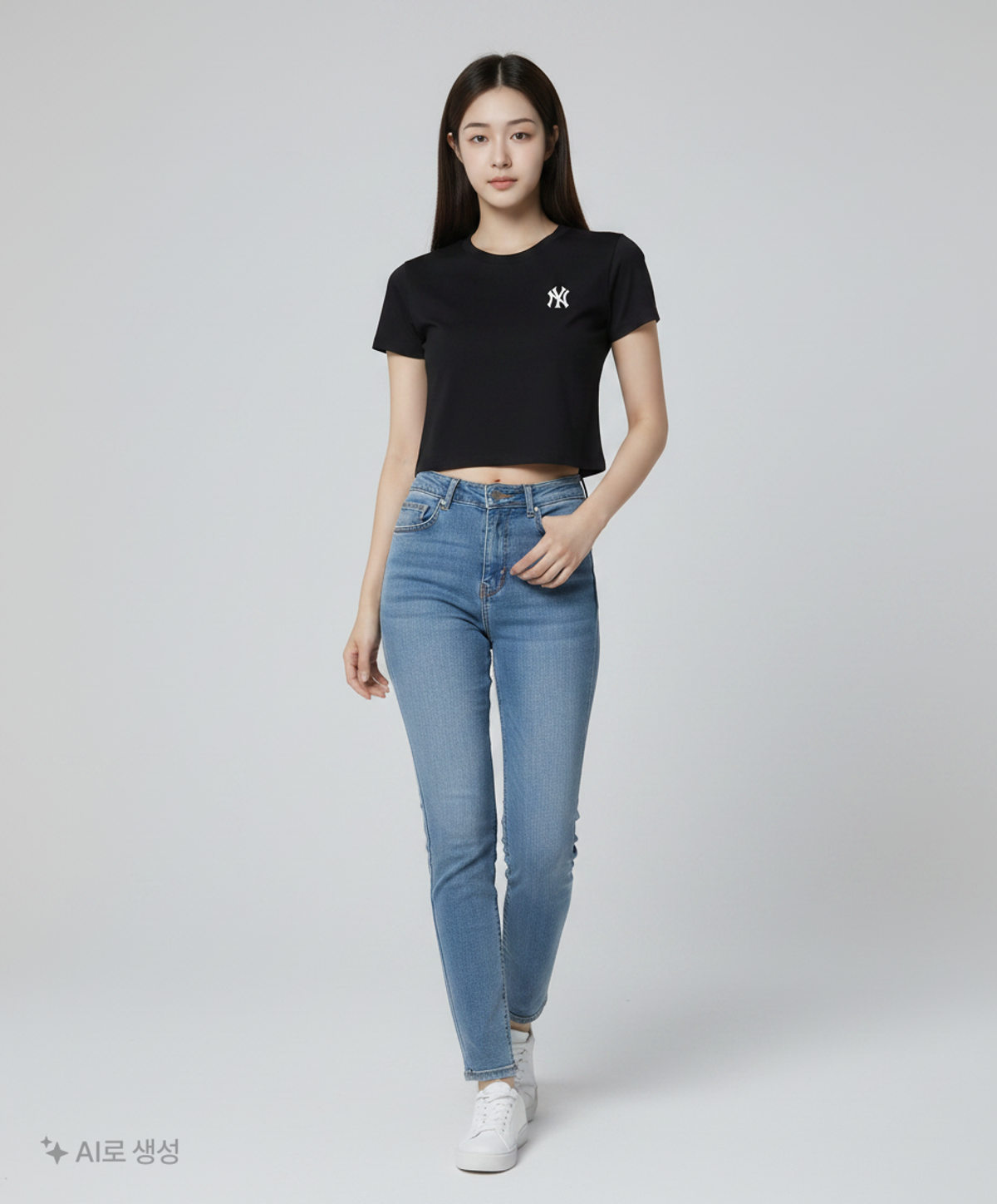 엠엘비(MLB) 여성 베이직 크롭 반팔 티셔츠 NY (Black) XS