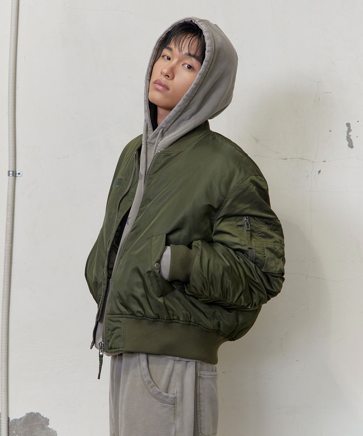 토니로렌스(TONY LAWRENCE) Flight MA-1 Jacket_KH