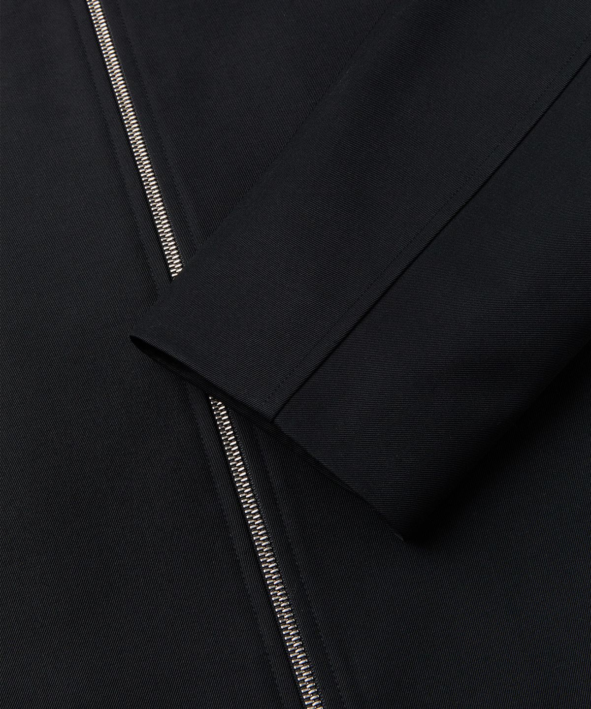 엠엠아이씨(MMIC) ROWAN JACKET (BLACK)