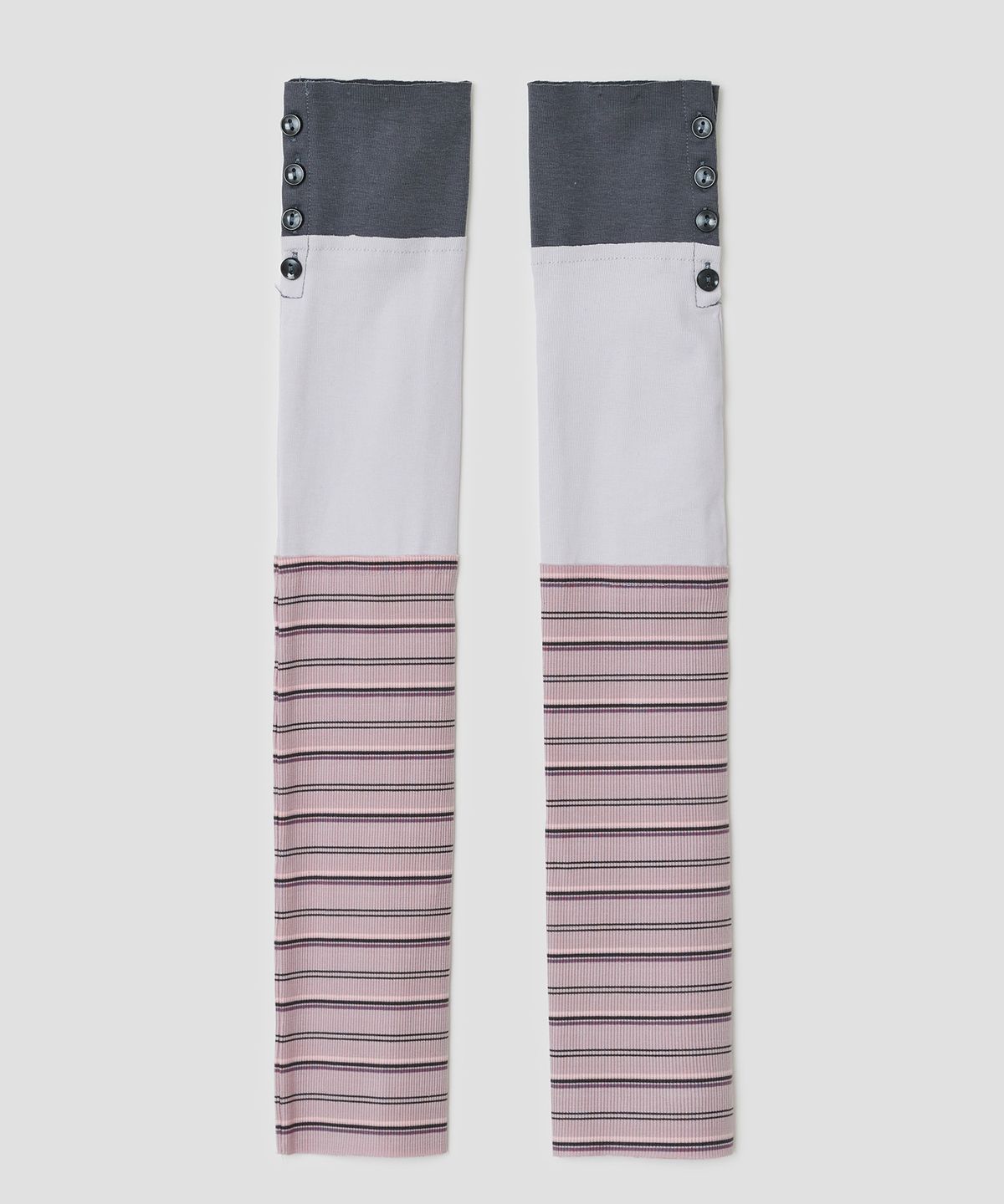 타입서비스(TYPESERVICE) Buttoned Stripe Leg Warmer [Pink]