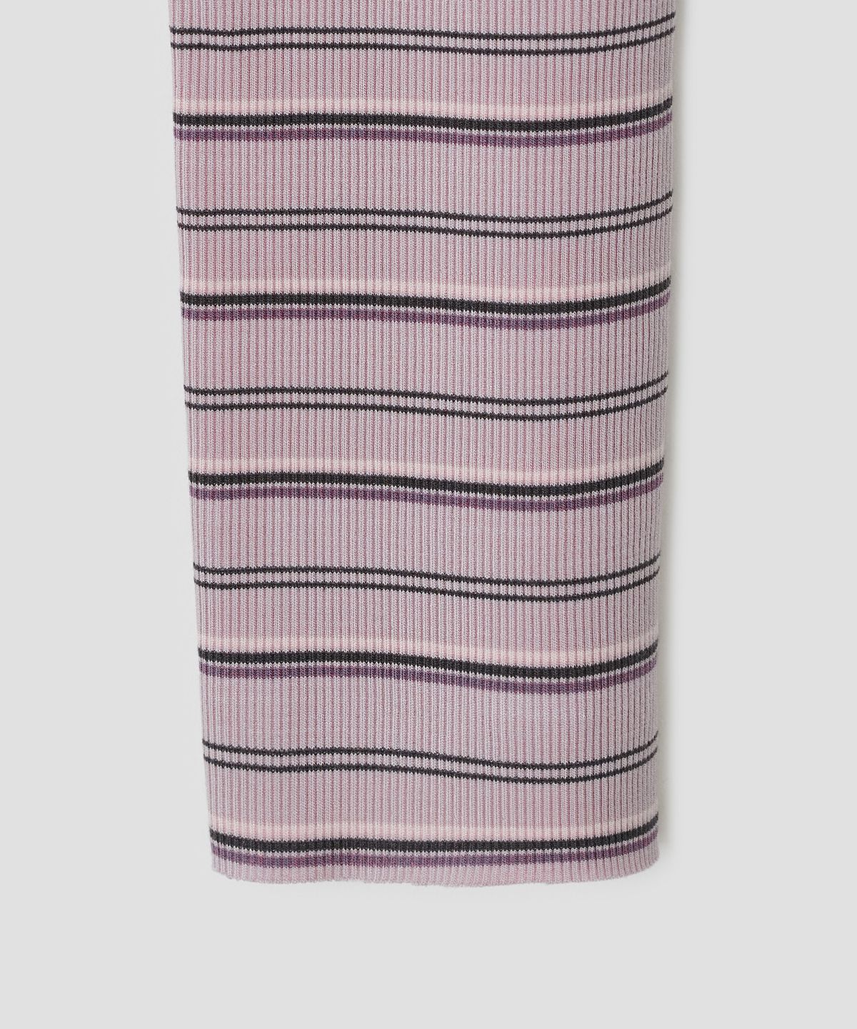 타입서비스(TYPESERVICE) Buttoned Stripe Leg Warmer [Pink]