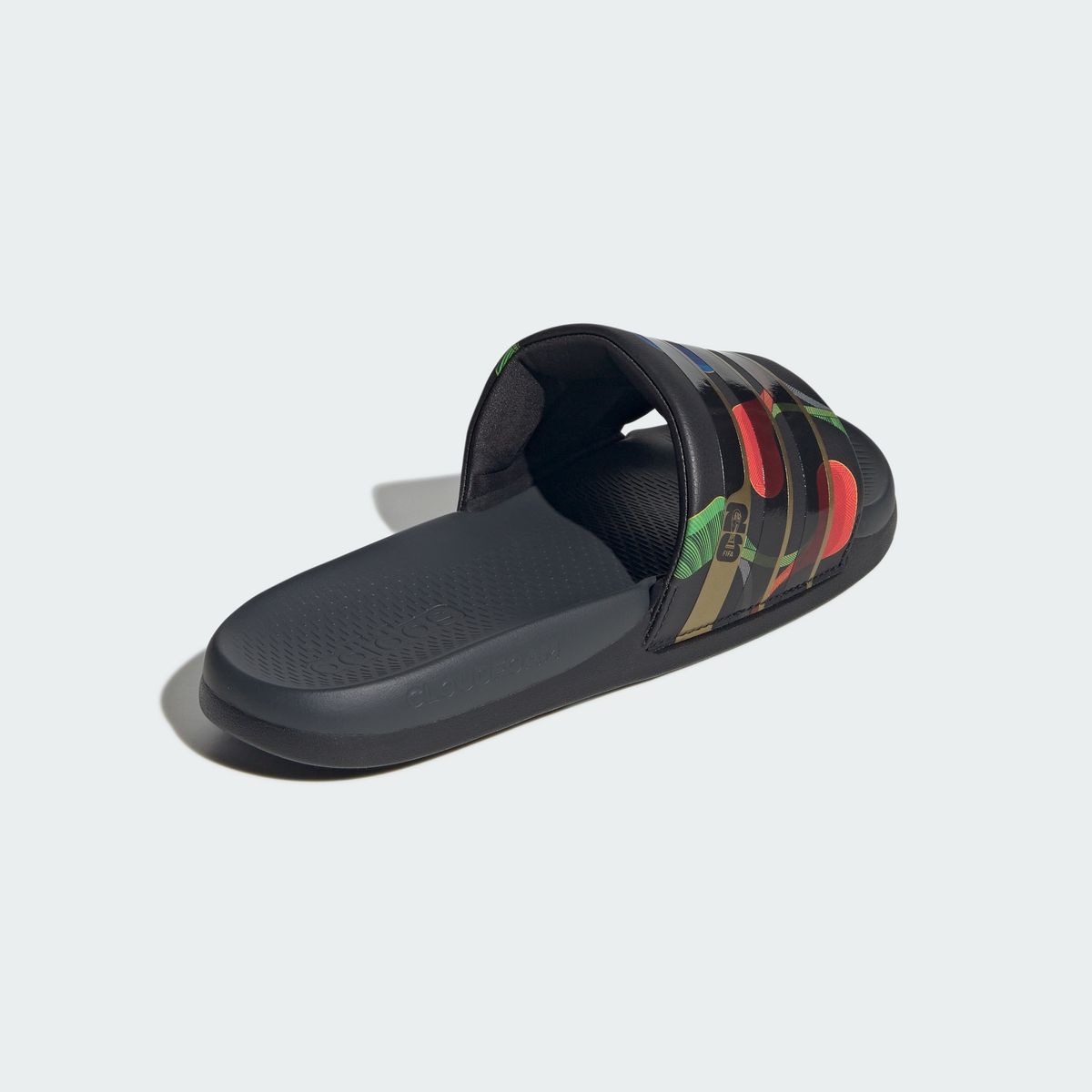 아디다스(ADIDAS) 아딜렛 컴포트 2.0 슬라이드 KI2690