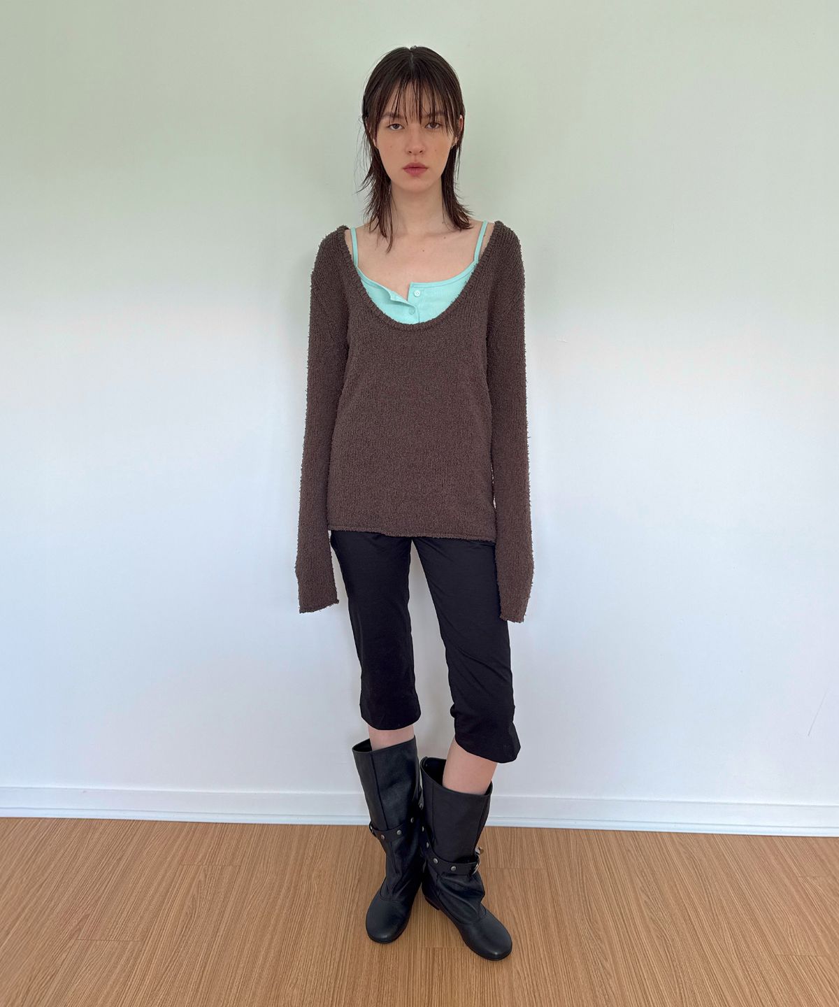 다이애그널(DIAGONAL) U NECK BASIC KNIT (mocha)