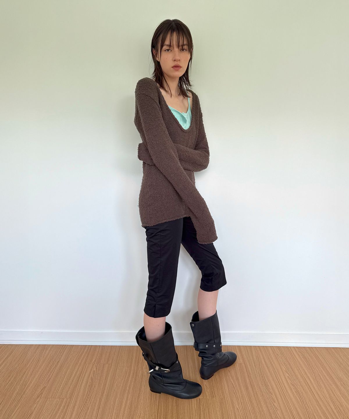 다이애그널(DIAGONAL) U NECK BASIC KNIT (mocha)