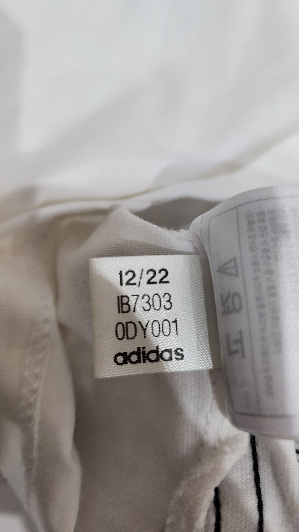 아디다스(ADIDAS) 탱크탑 - 화이트 / IB7303 L