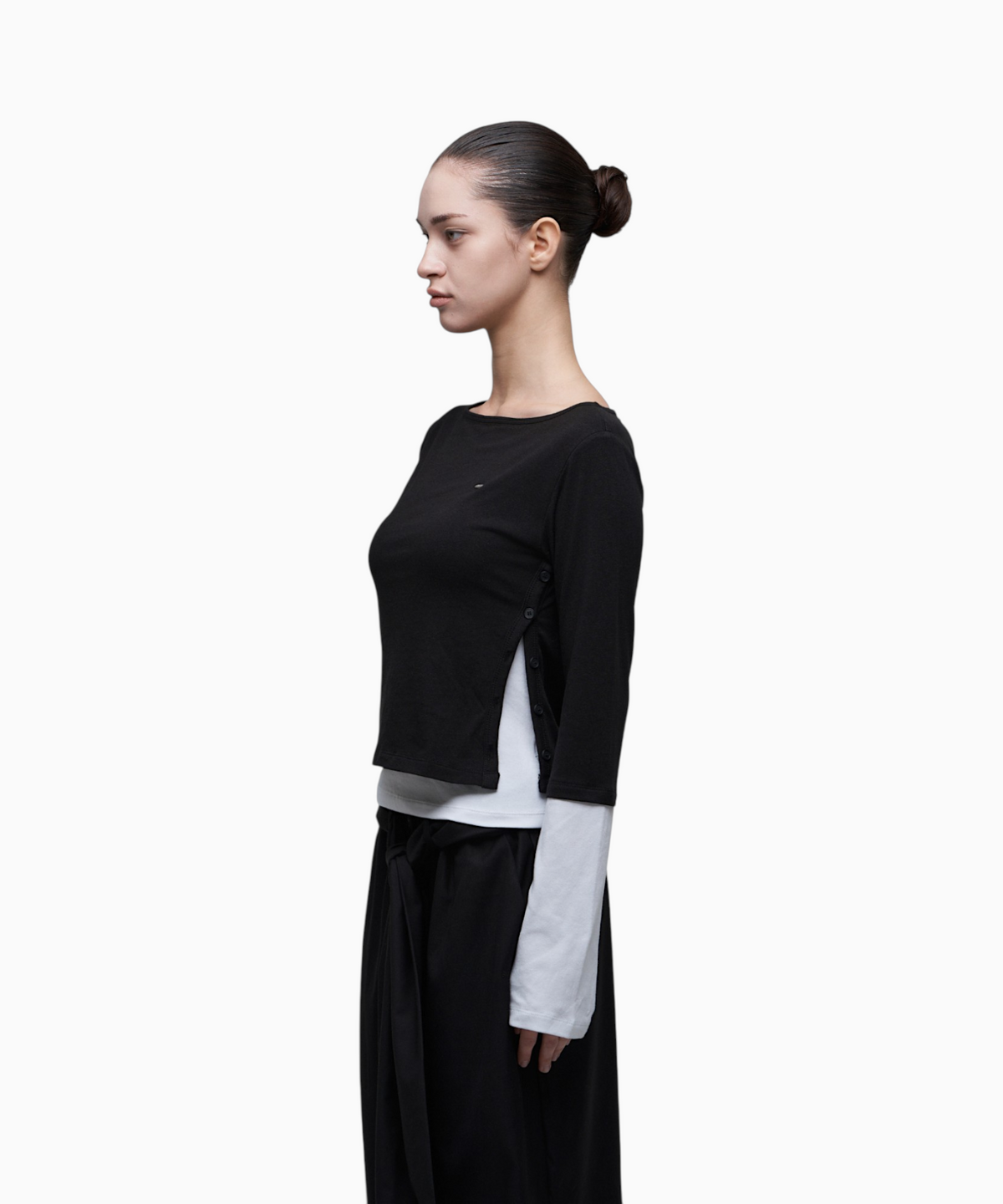 시너진(SYNERJYN) DOUBLE LAYER LONG SLEEVE BLACK