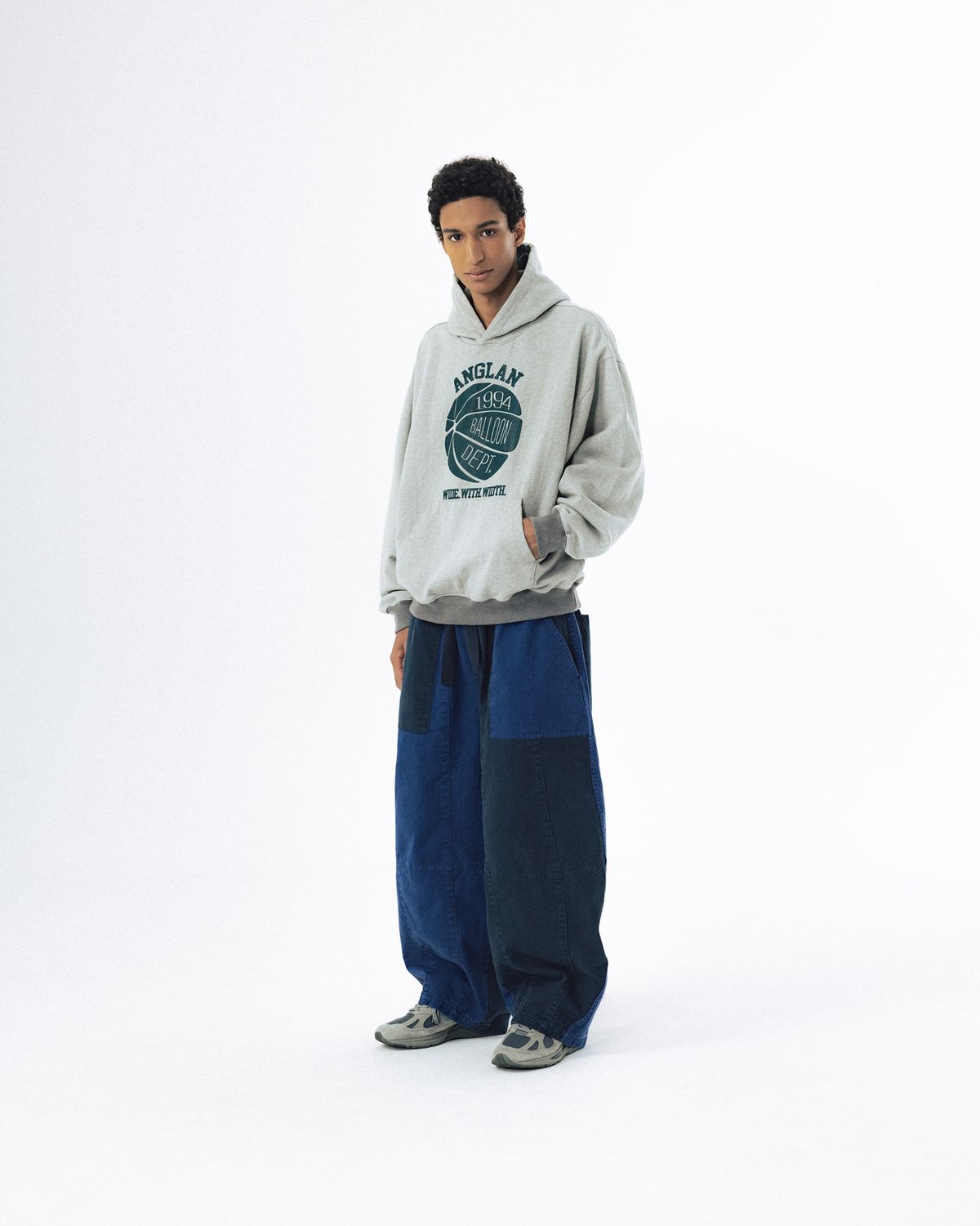 앵글런(ANGLAN) College Graphic Hoodie - Melange Grey