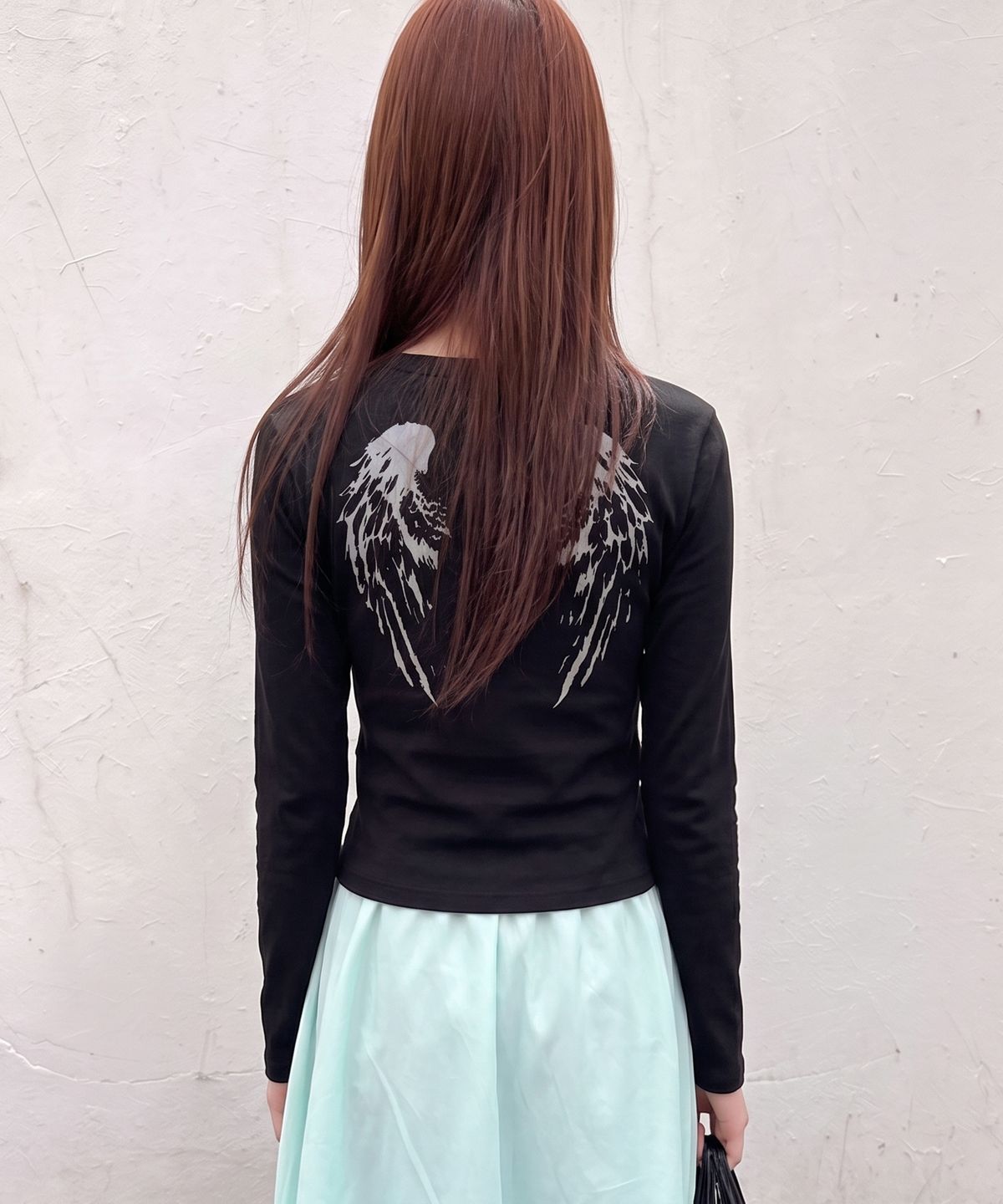 그레이버(GRAVER) [UNISEX]WINGS 헨리넥 롱슬리브 티셔츠_Black