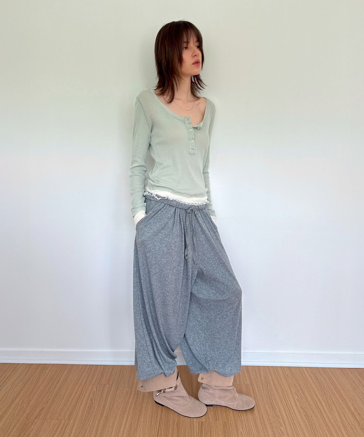 다이애그널(DIAGONAL) LACE KNOT BELT PANTS (melange grey)