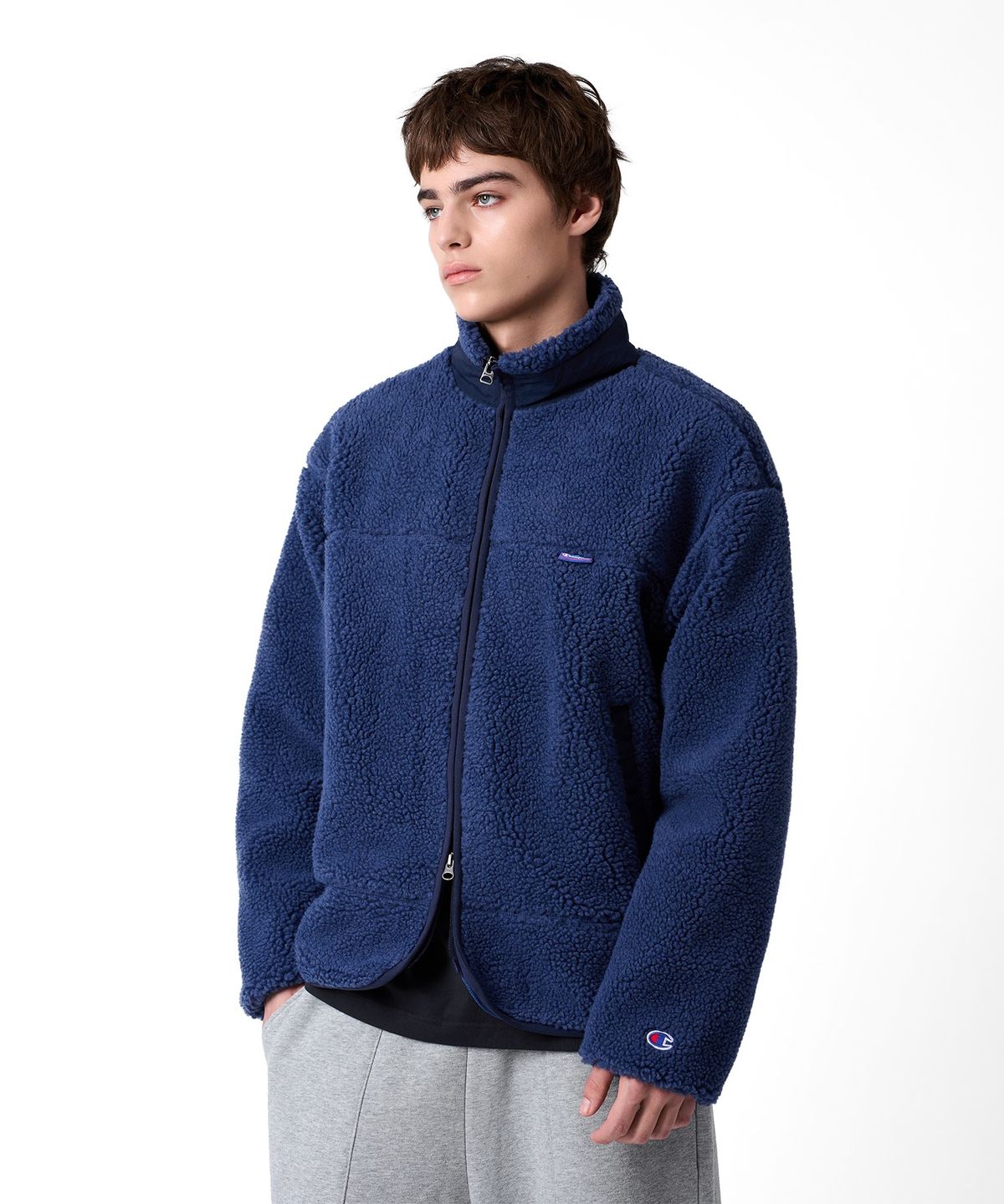 챔피온(CHAMPION) 아플리케 빅 로고 플리스 재킷 Blue