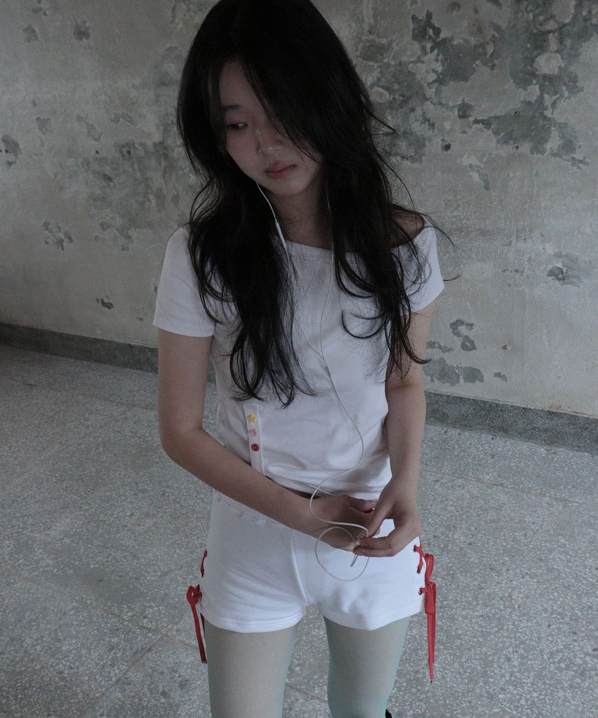 사오레(SAOLE) Play T-Shirt White